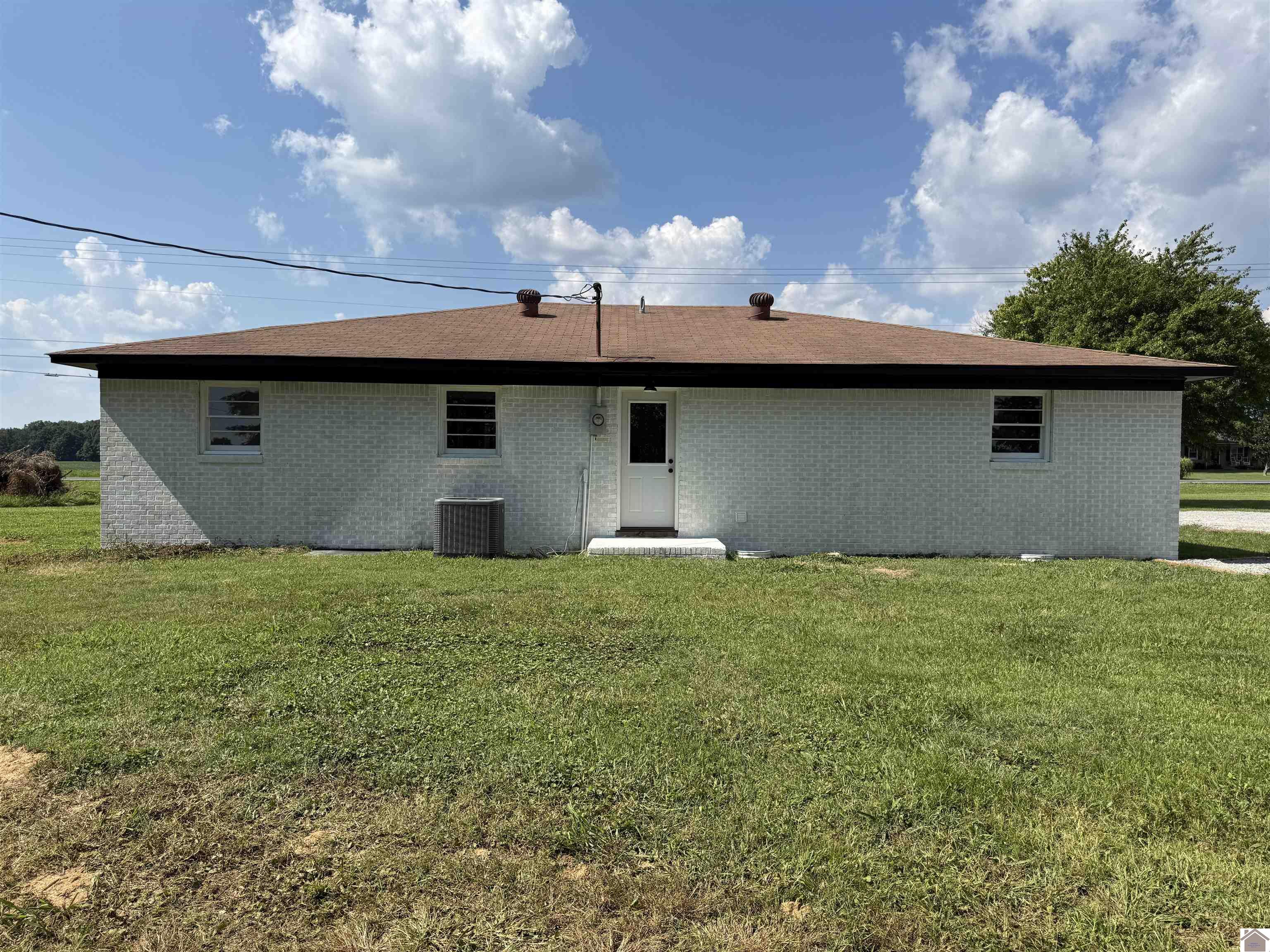9833 State Route 121 North Property Photo 35