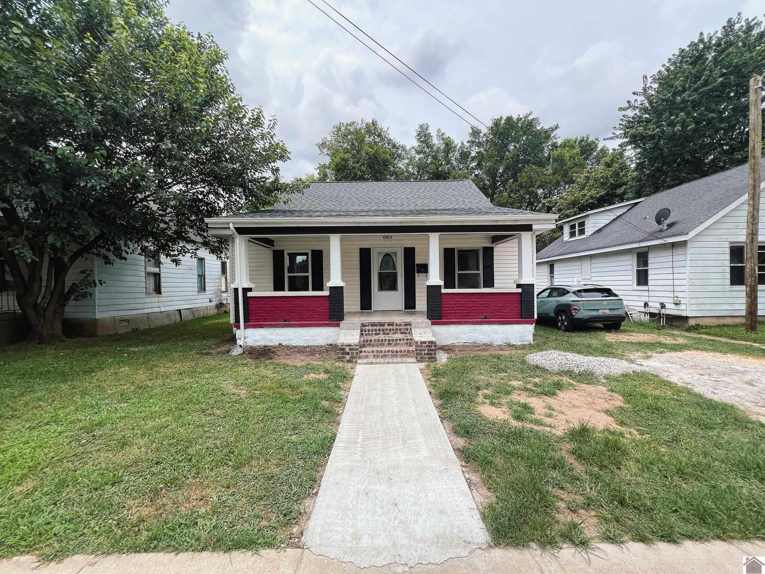 805 Mechanic St Property Photo 1