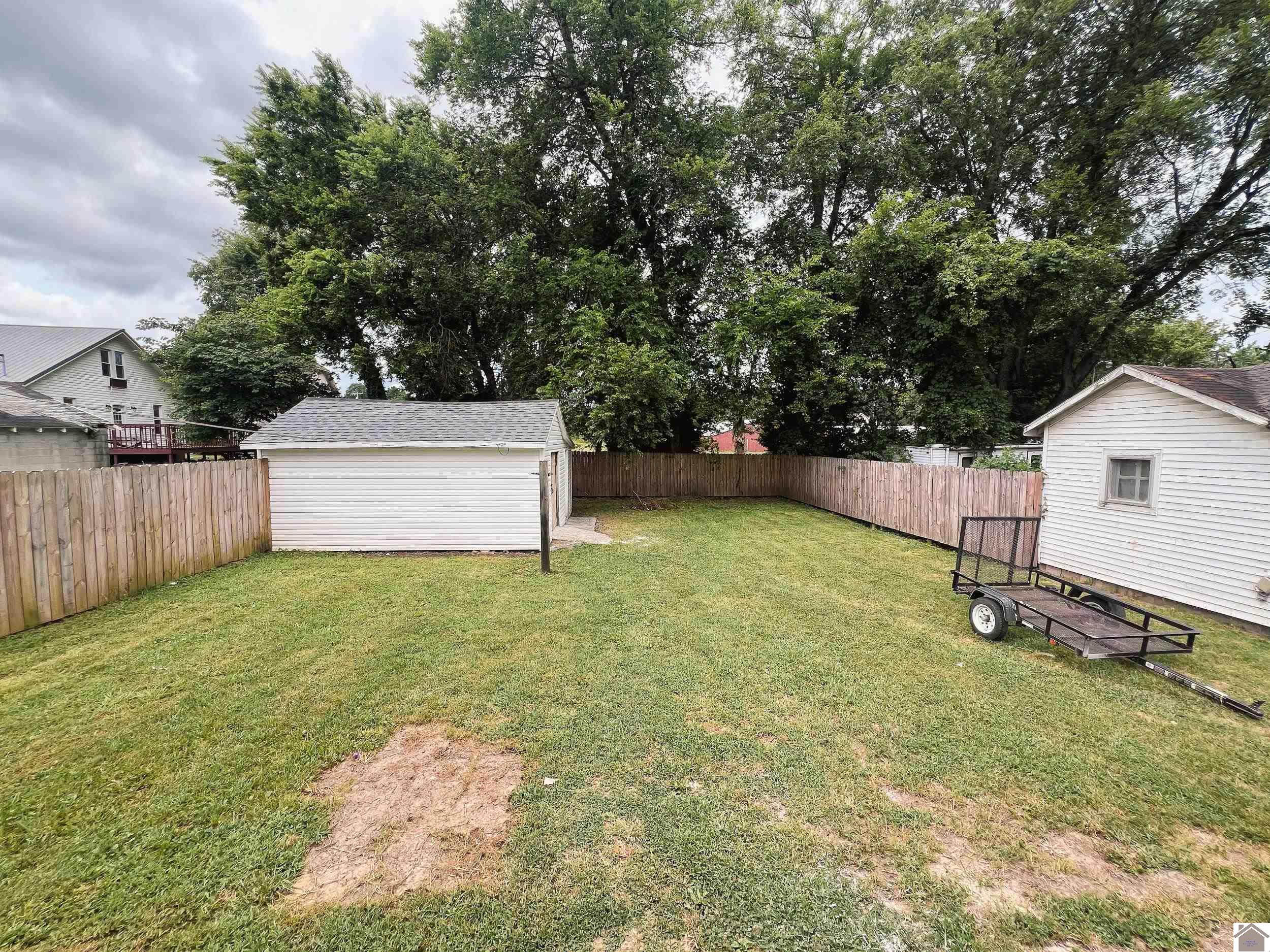 805 Mechanic St Property Photo 5