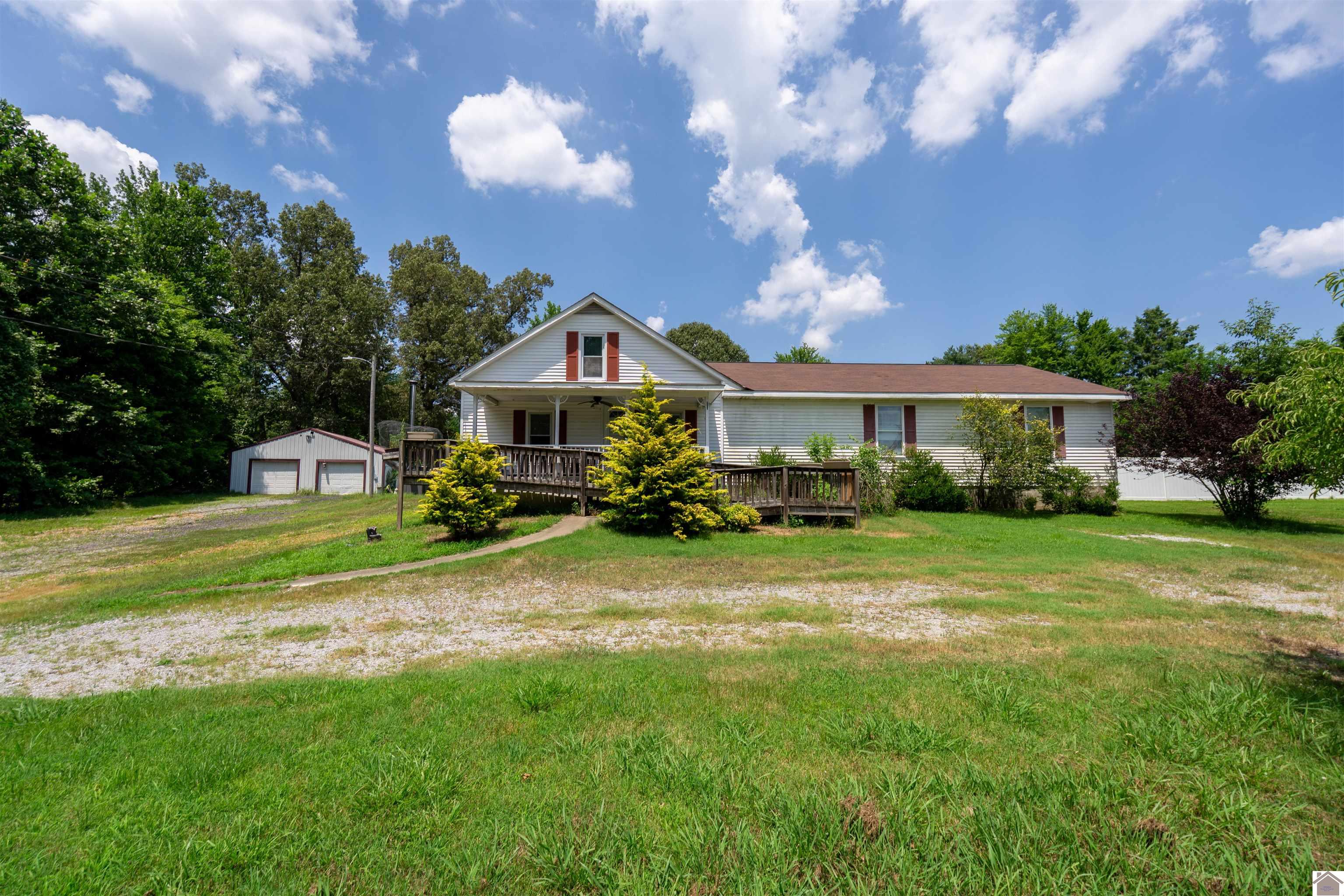 441 Clarkline Road Property Photo 1