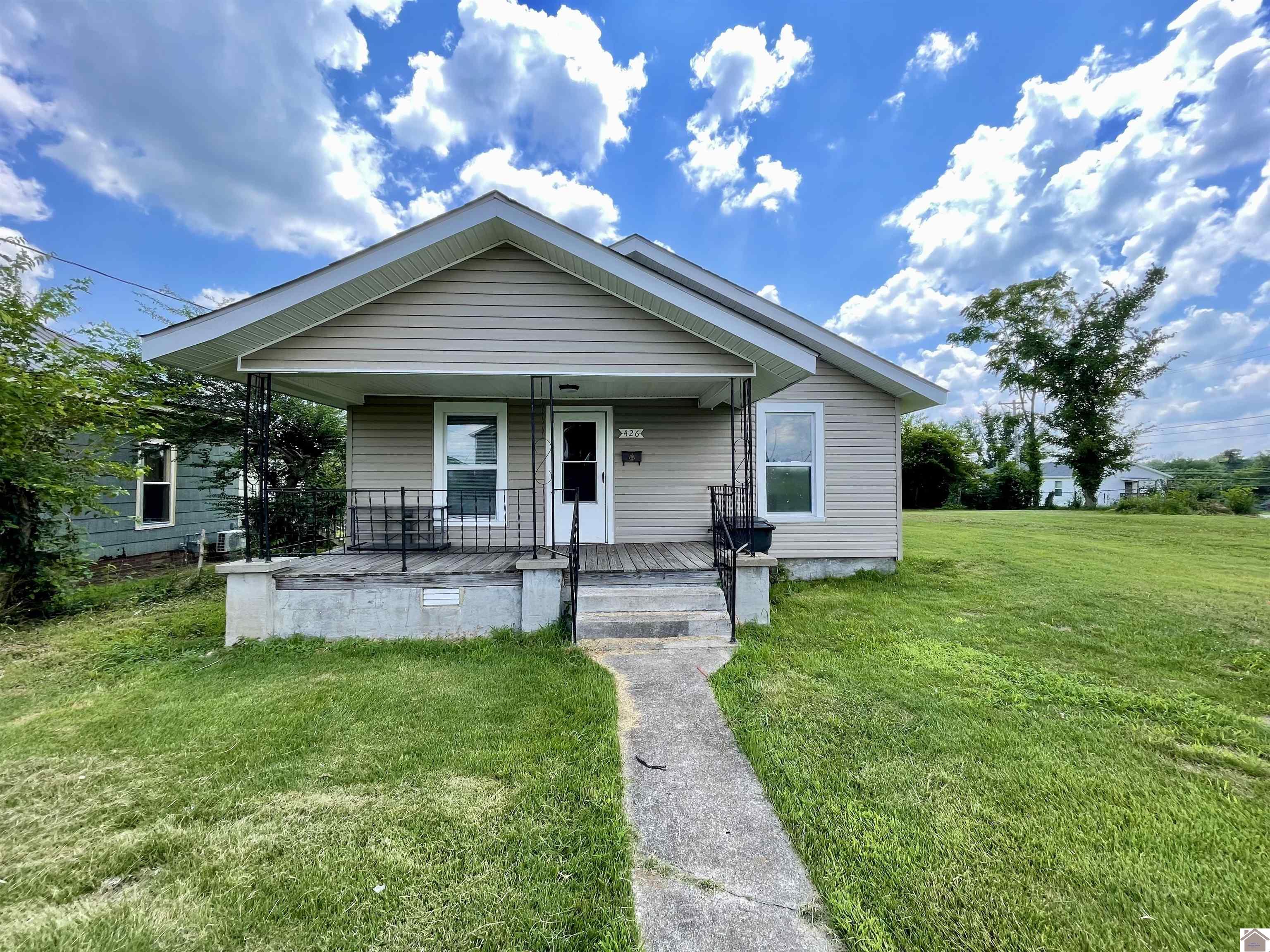 426 S 11th Street Property Photo 1