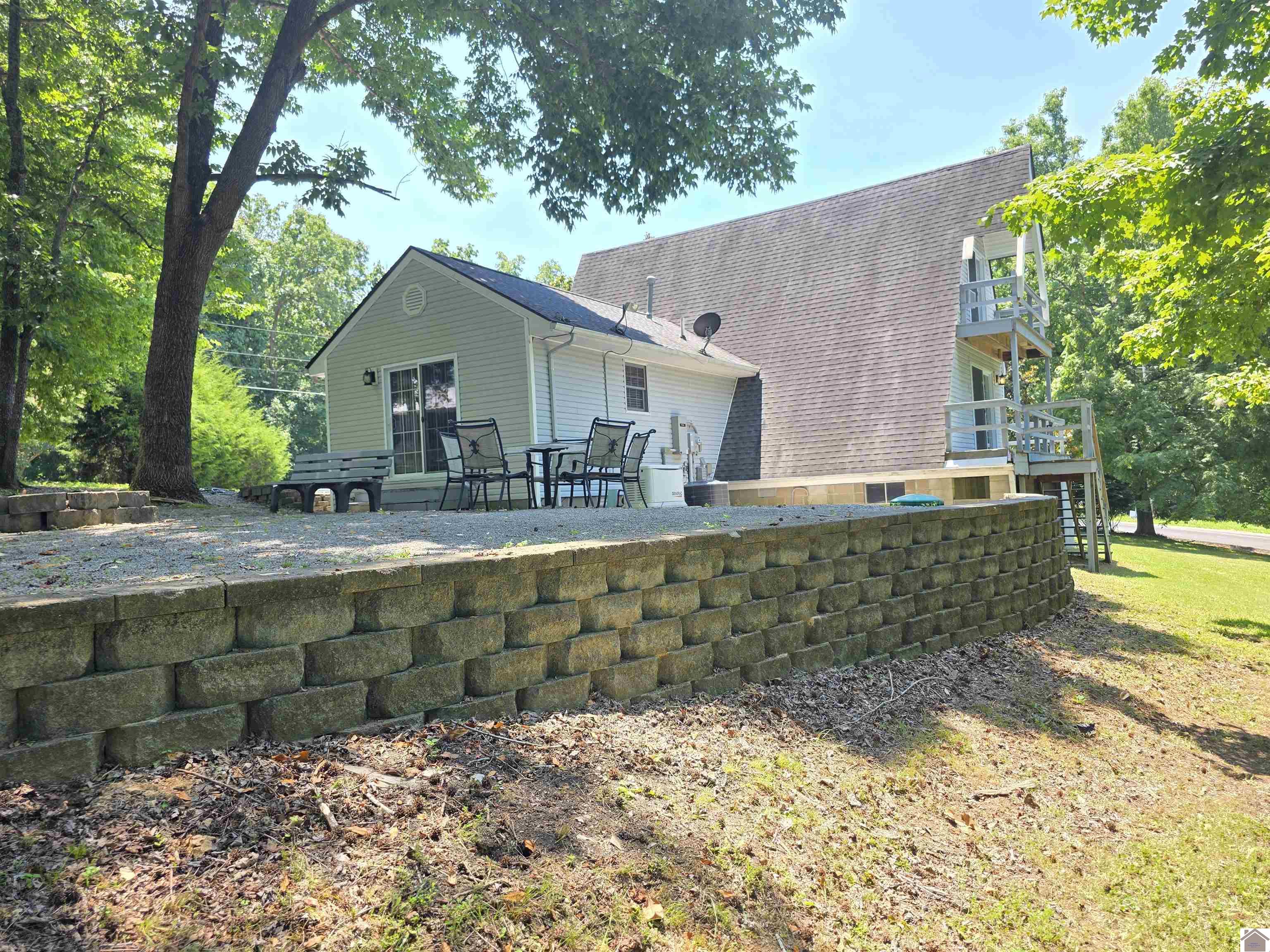 1405 Goose Hollow Property Photo 9