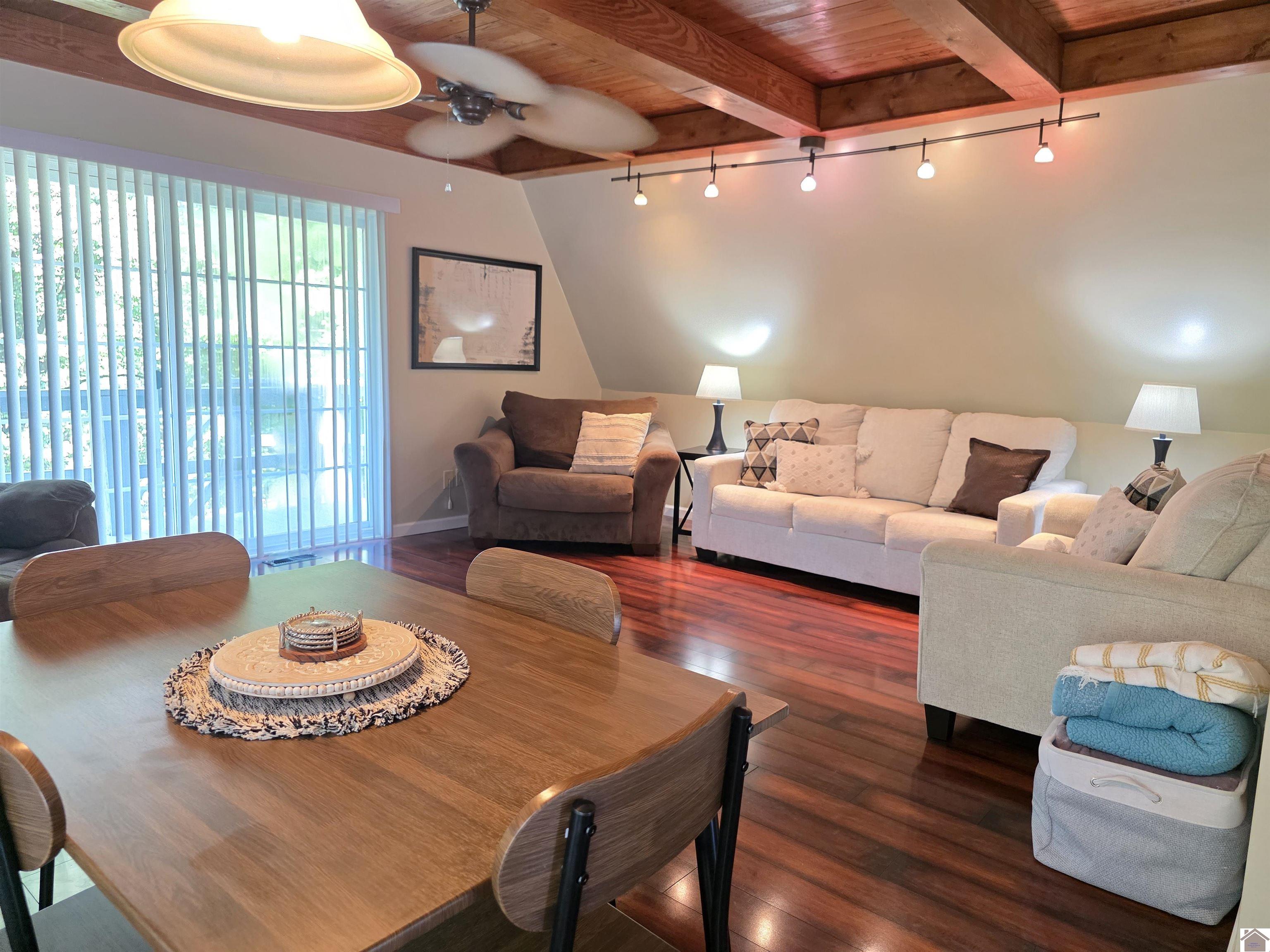 1405 Goose Hollow Property Photo 18