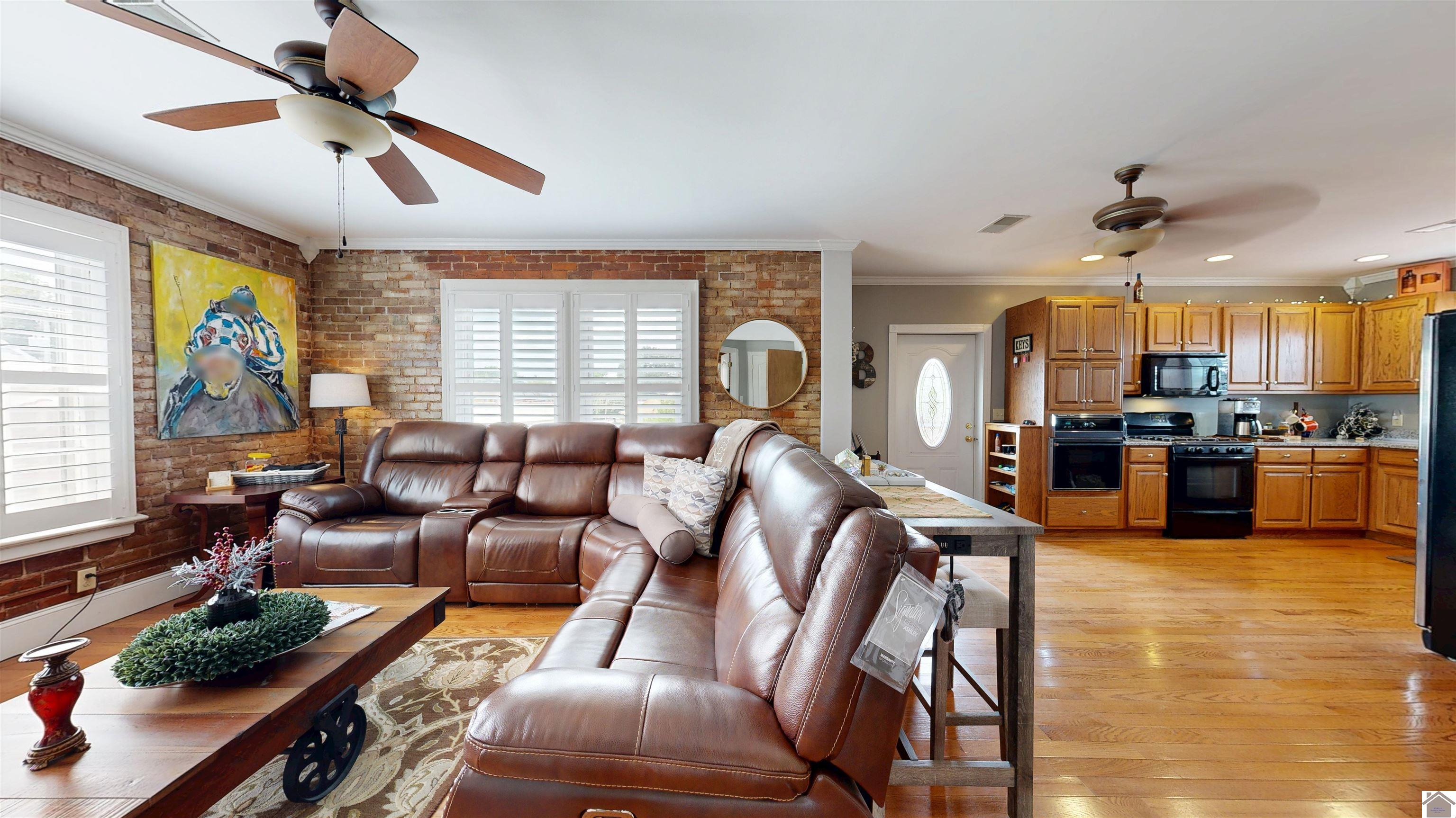 421 Monroe St Property Photo 21