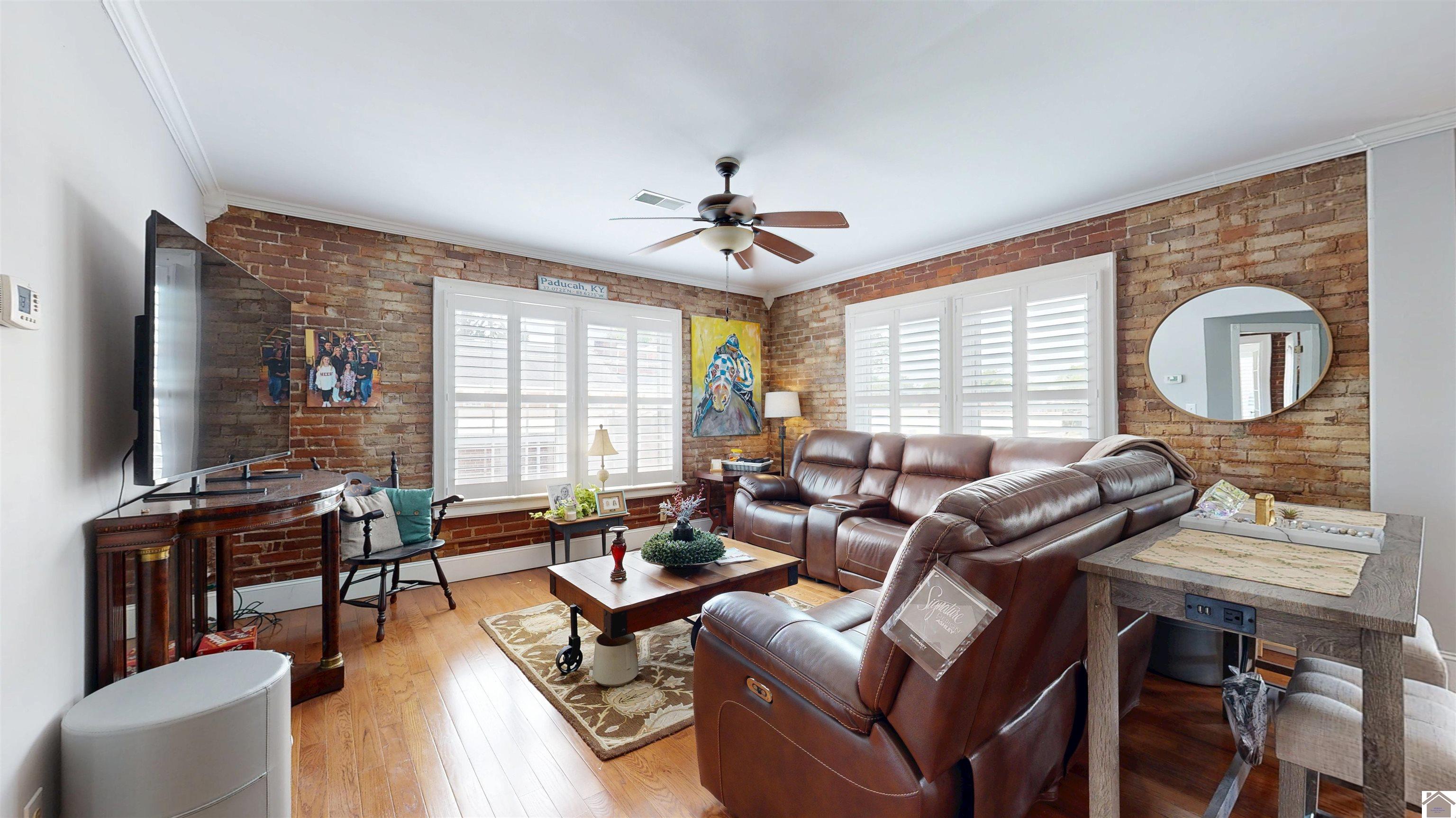 421 Monroe St Property Photo 22