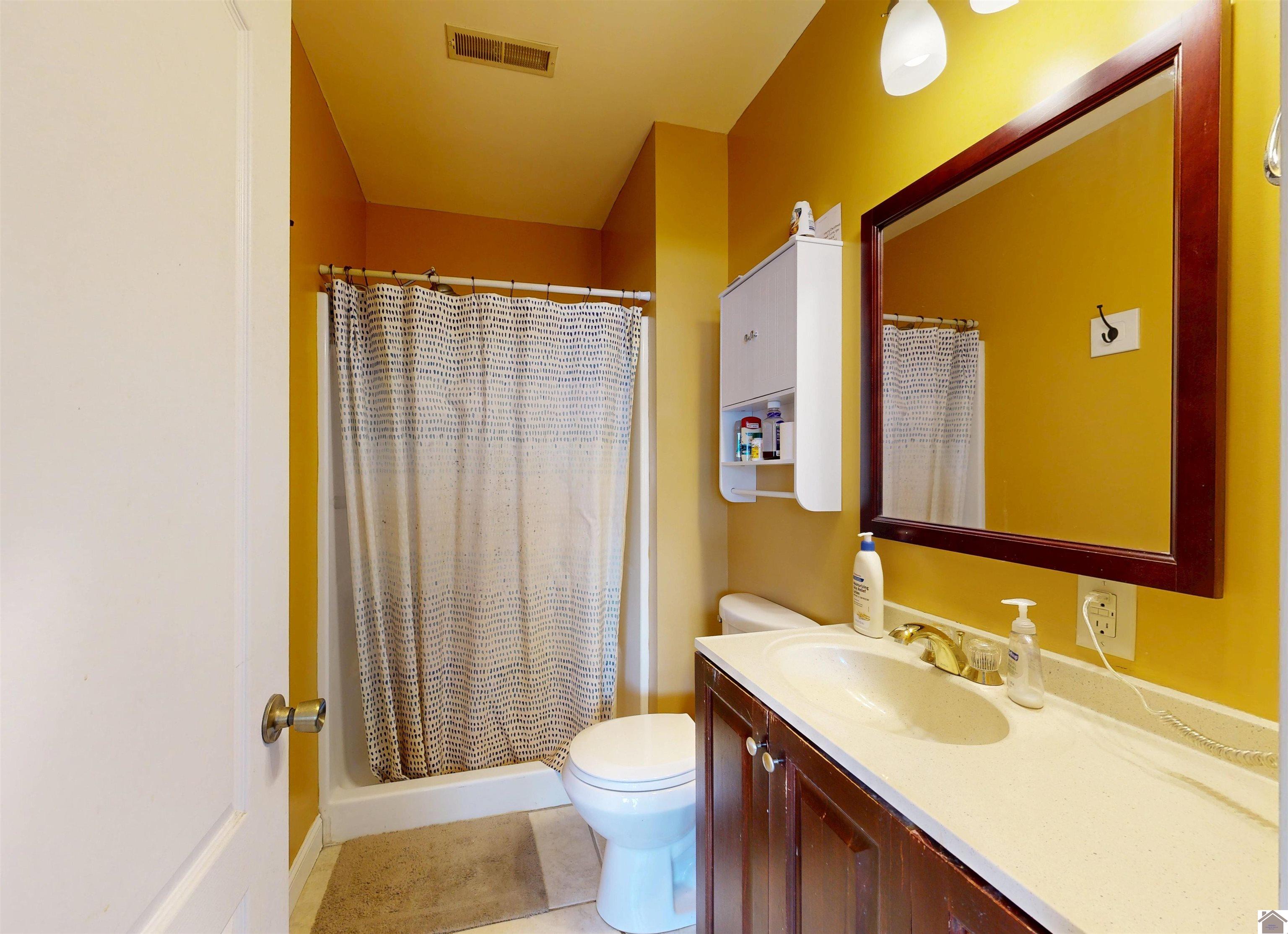 421 Monroe St Property Photo 25