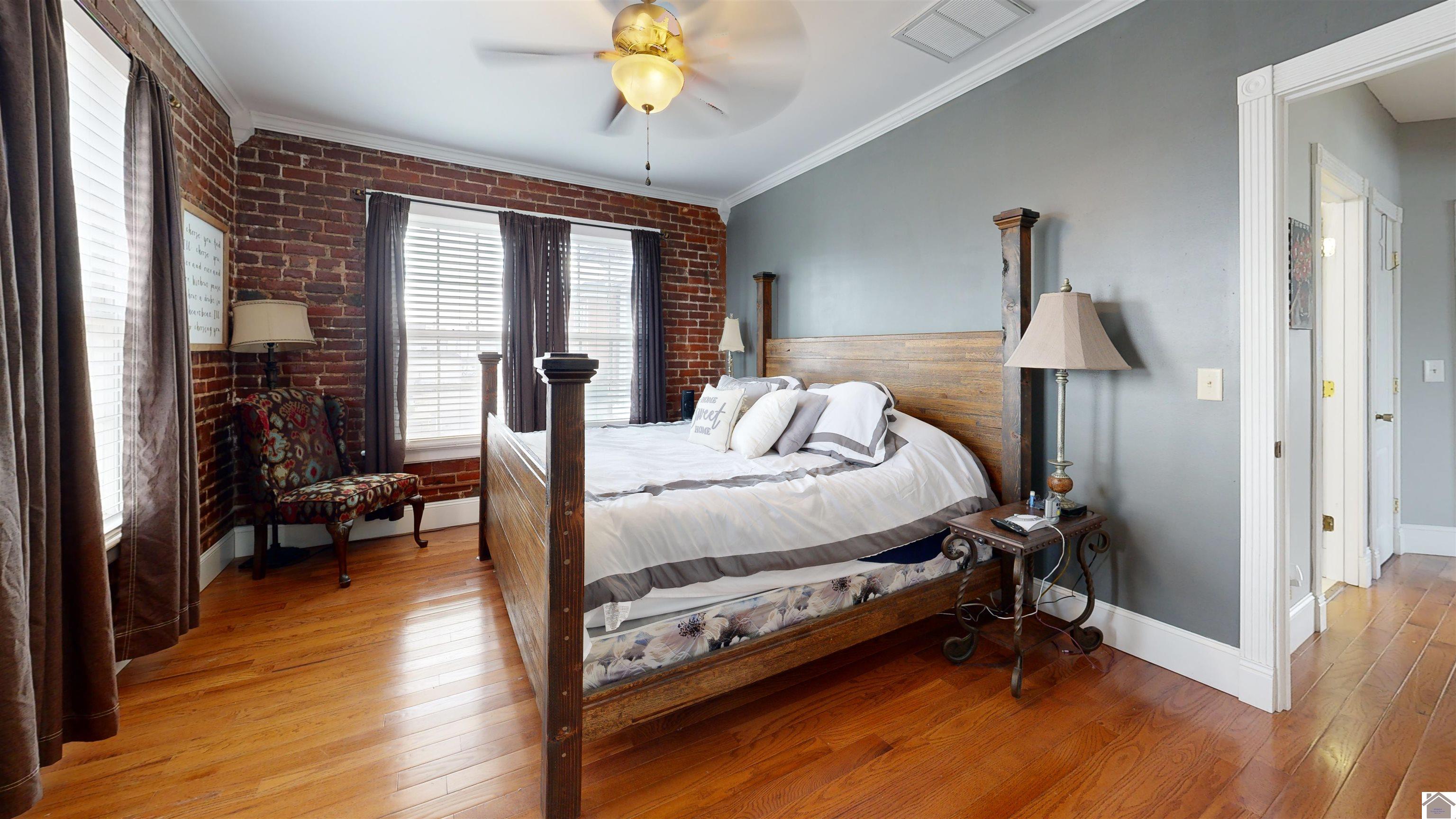 421 Monroe St Property Photo 27