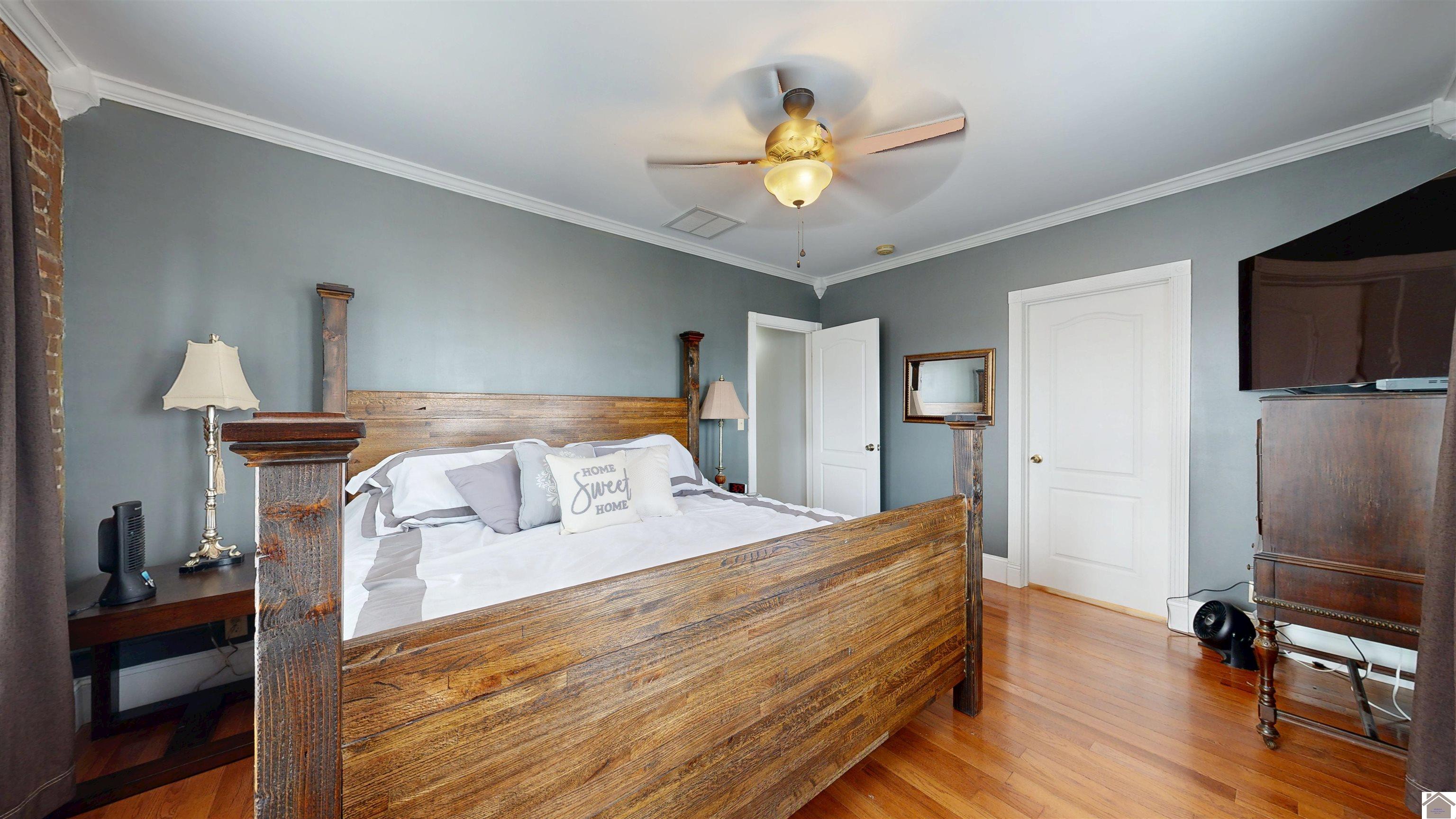 421 Monroe St Property Photo 28