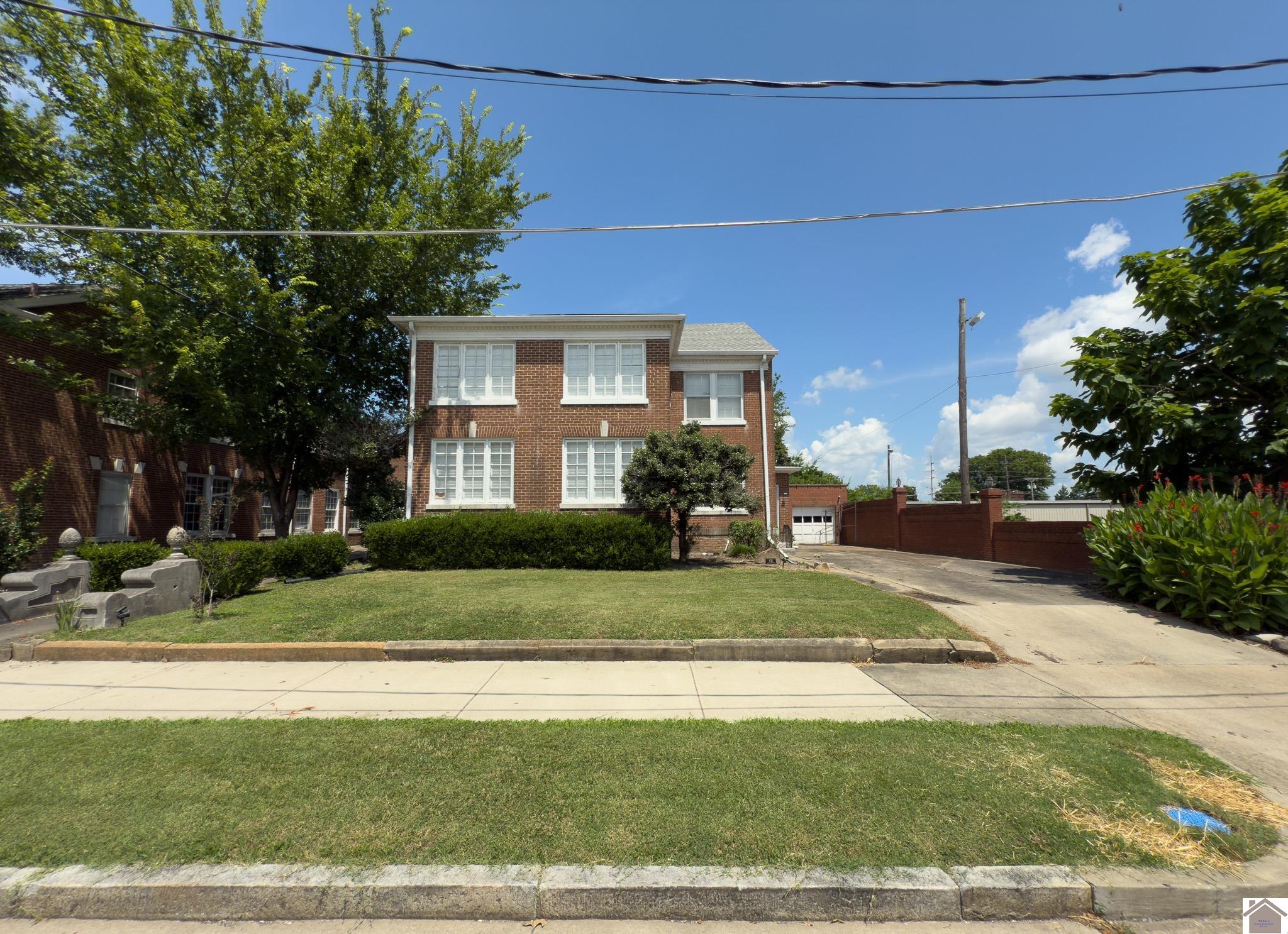 421 Monroe St Property Photo 44