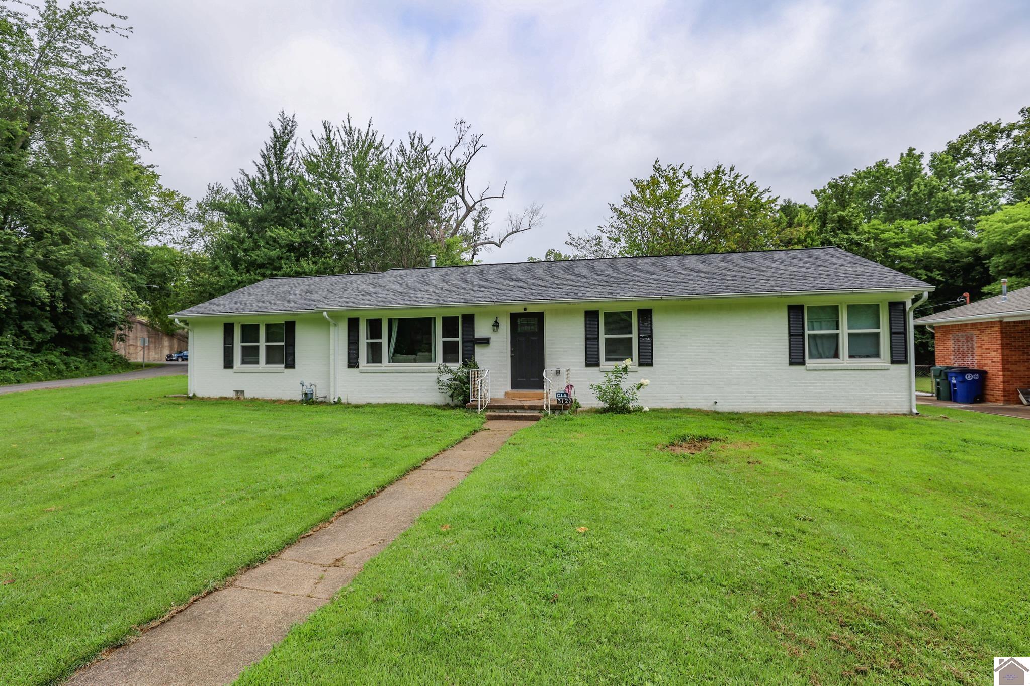 3127 Madison St Property Photo 1