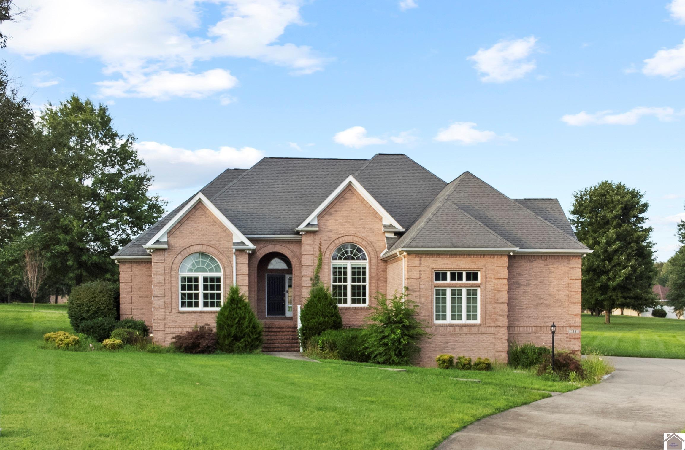 125 Oak Ridge Cove Property Photo 1
