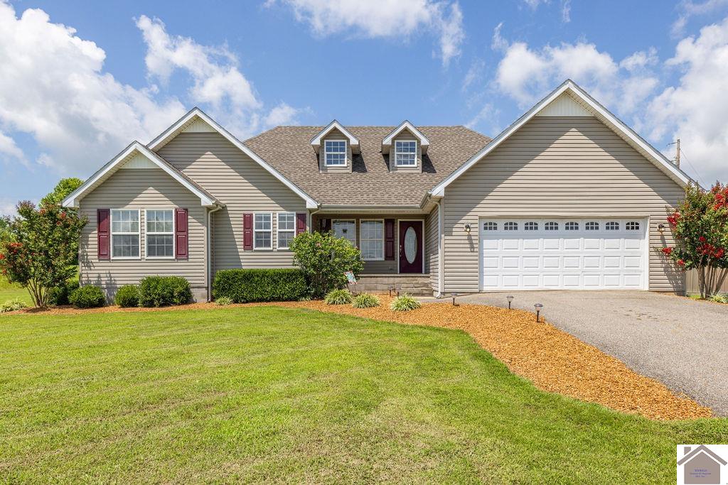 111 Cara Lynn Lane Property Photo 1