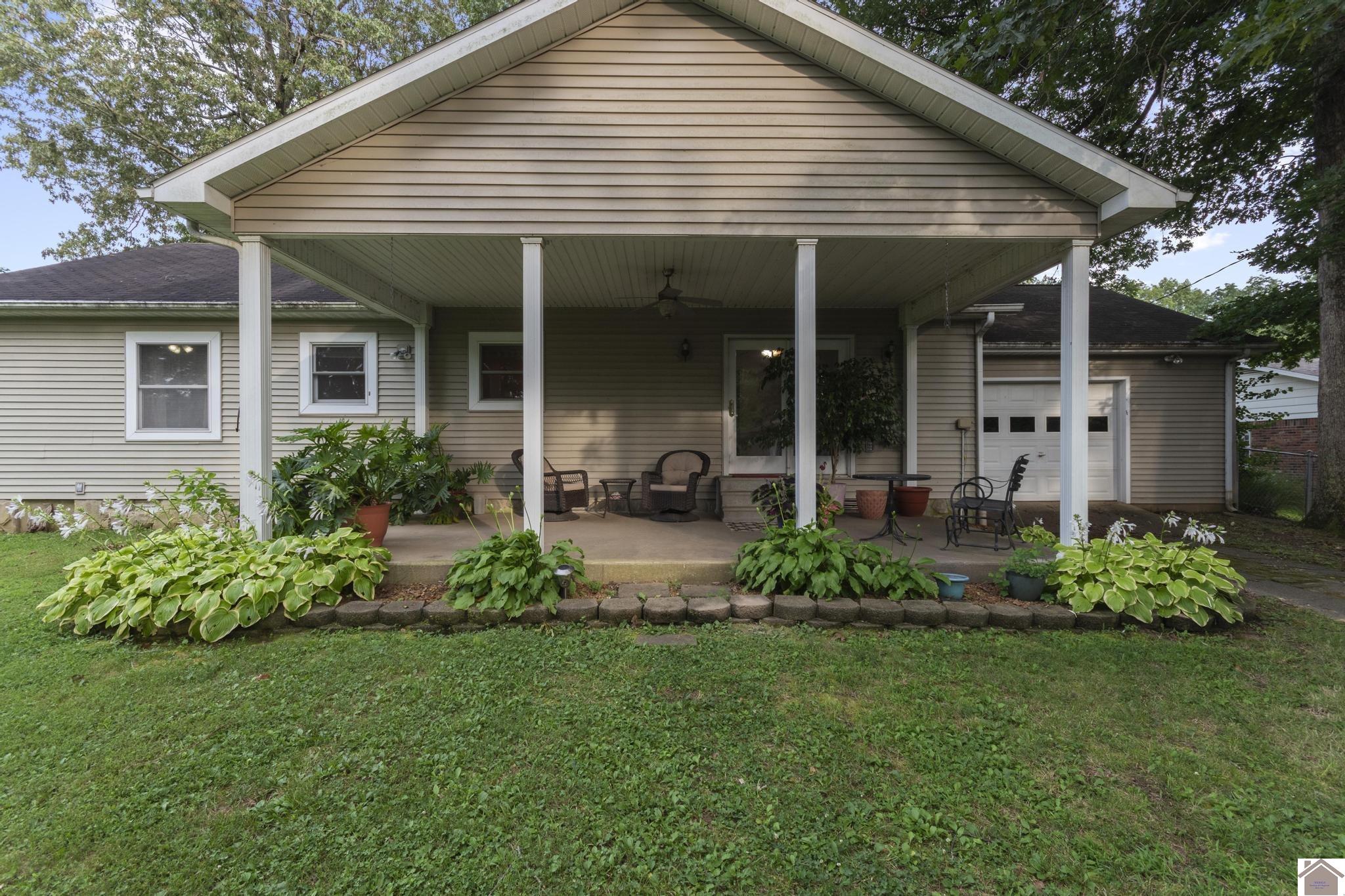 401 Magnolia Drive Property Photo 1