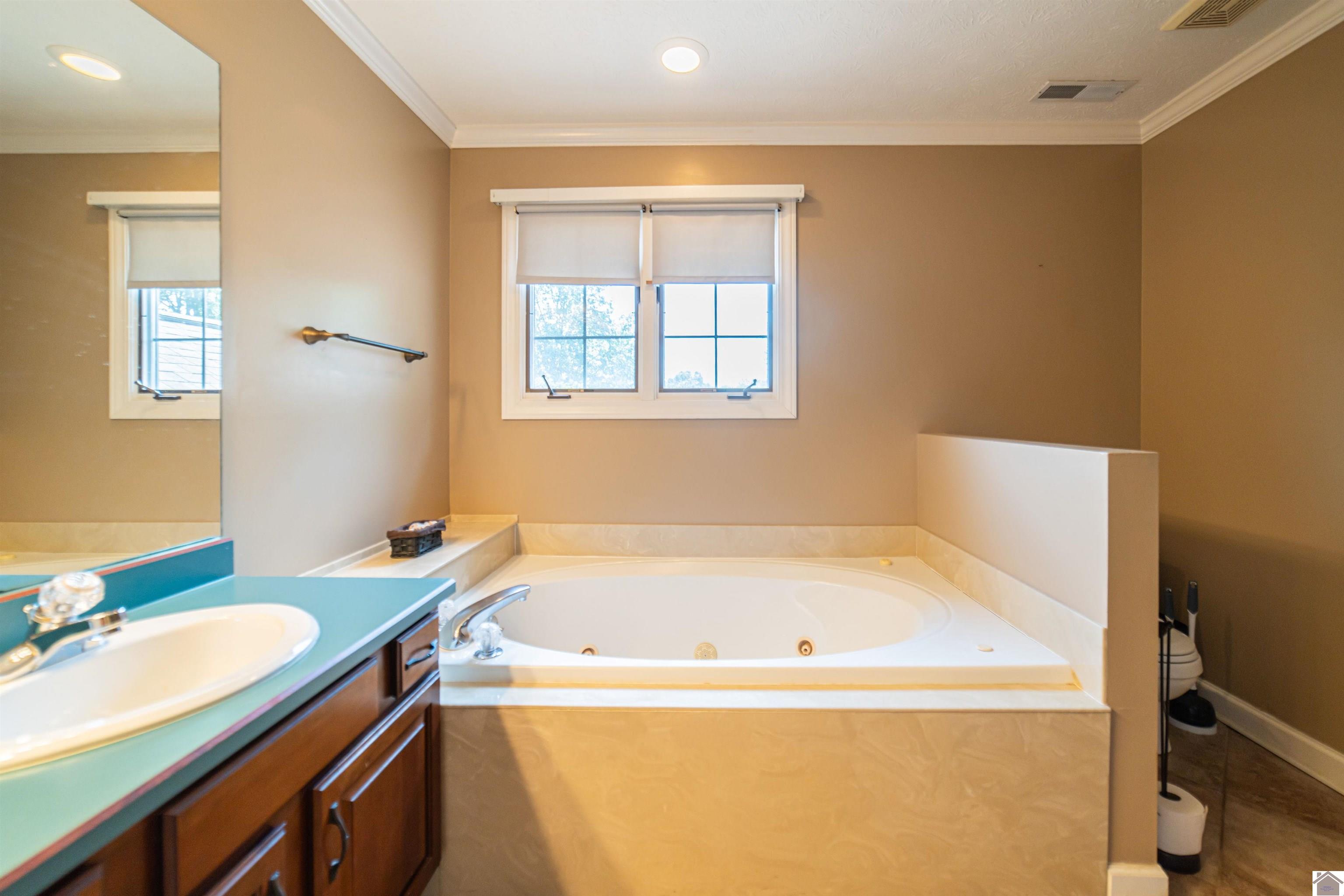 210 Pinebrook Property Photo 41