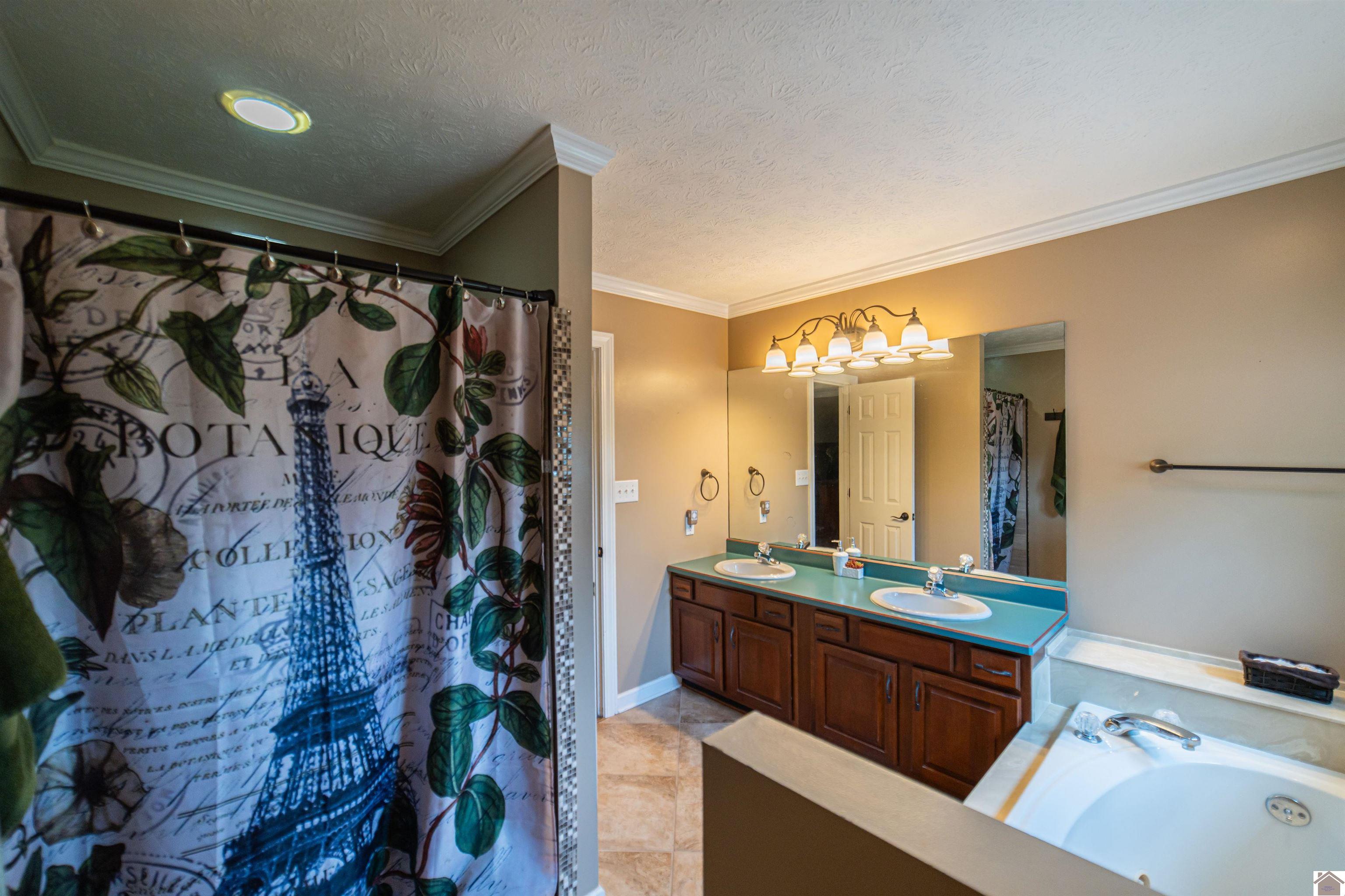 210 Pinebrook Property Photo 43