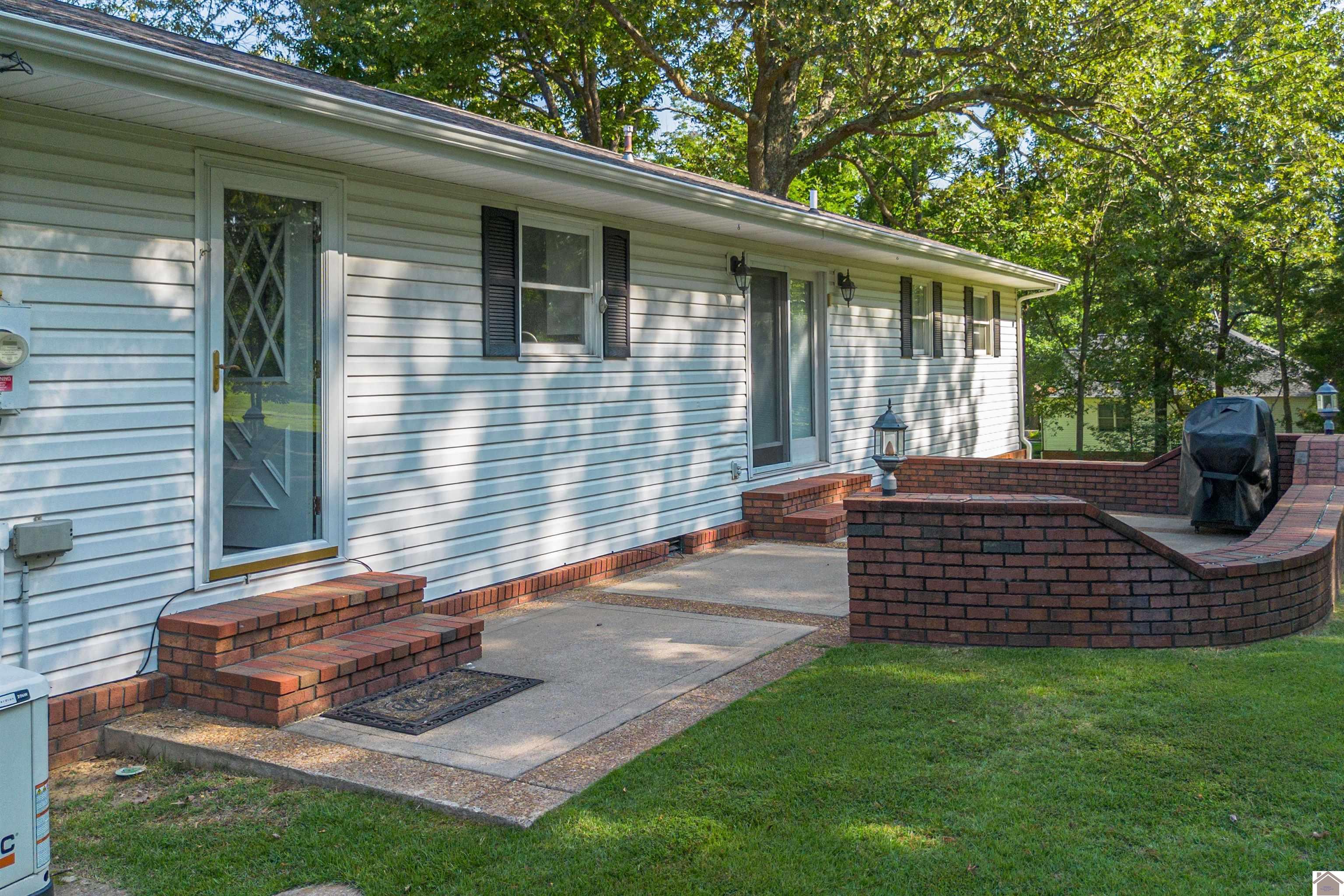 766 Red River Road Property Photo 4