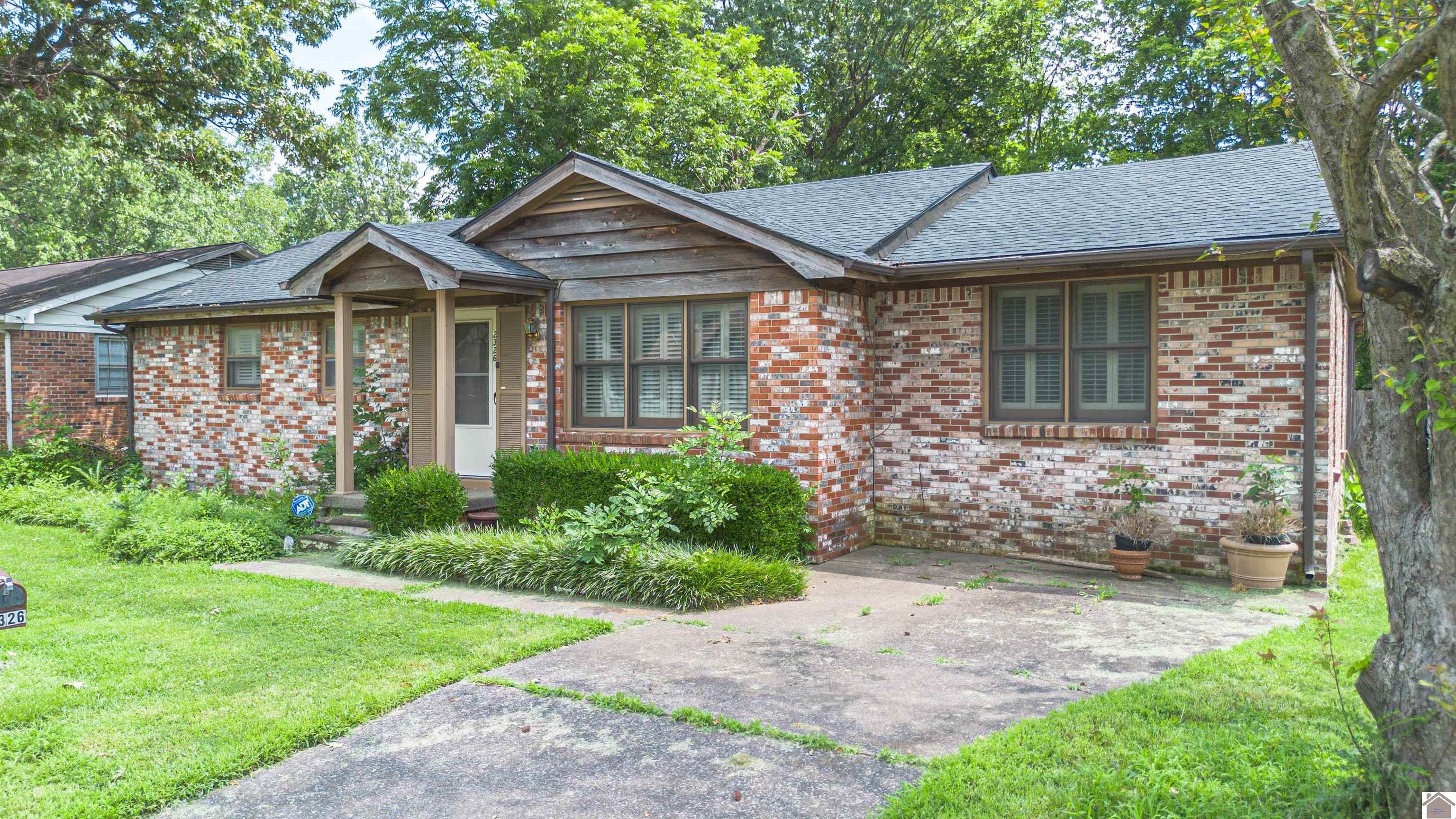 2326 Park Ave. Property Photo 1