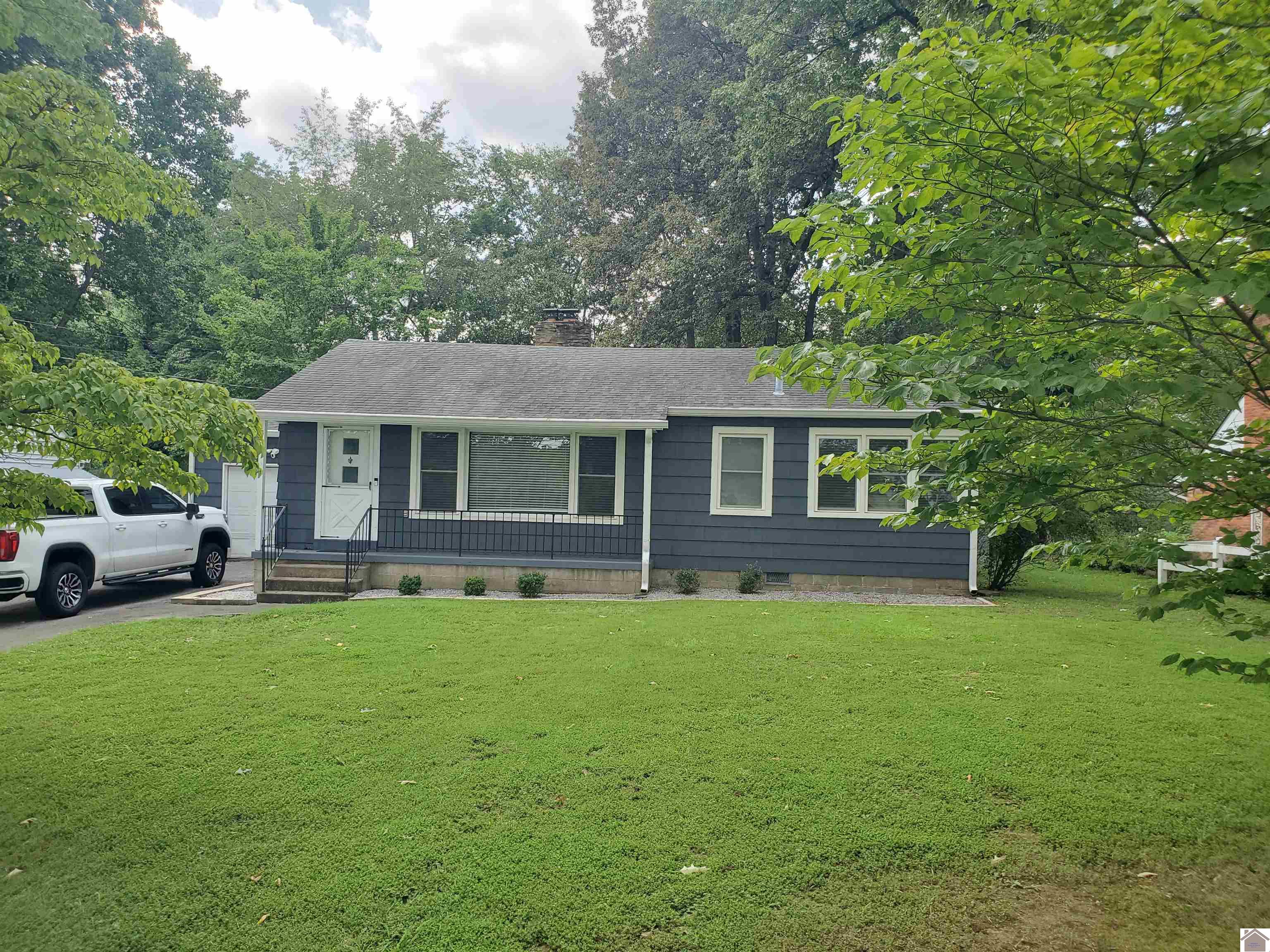 255 Country Club Lane Property Photo 1