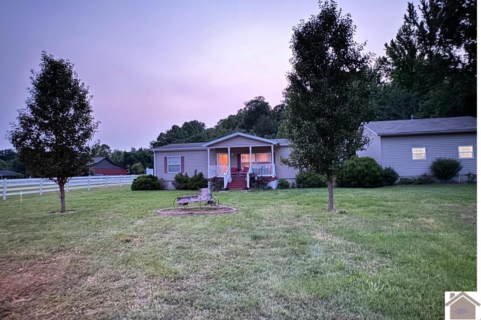 6977 Us Hwy 641 N Property Photo 1