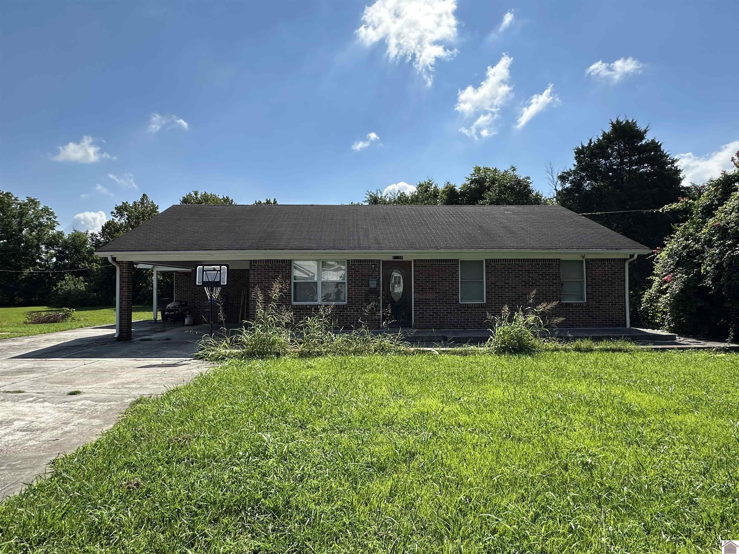 1305 Birch Street Property Photo 1
