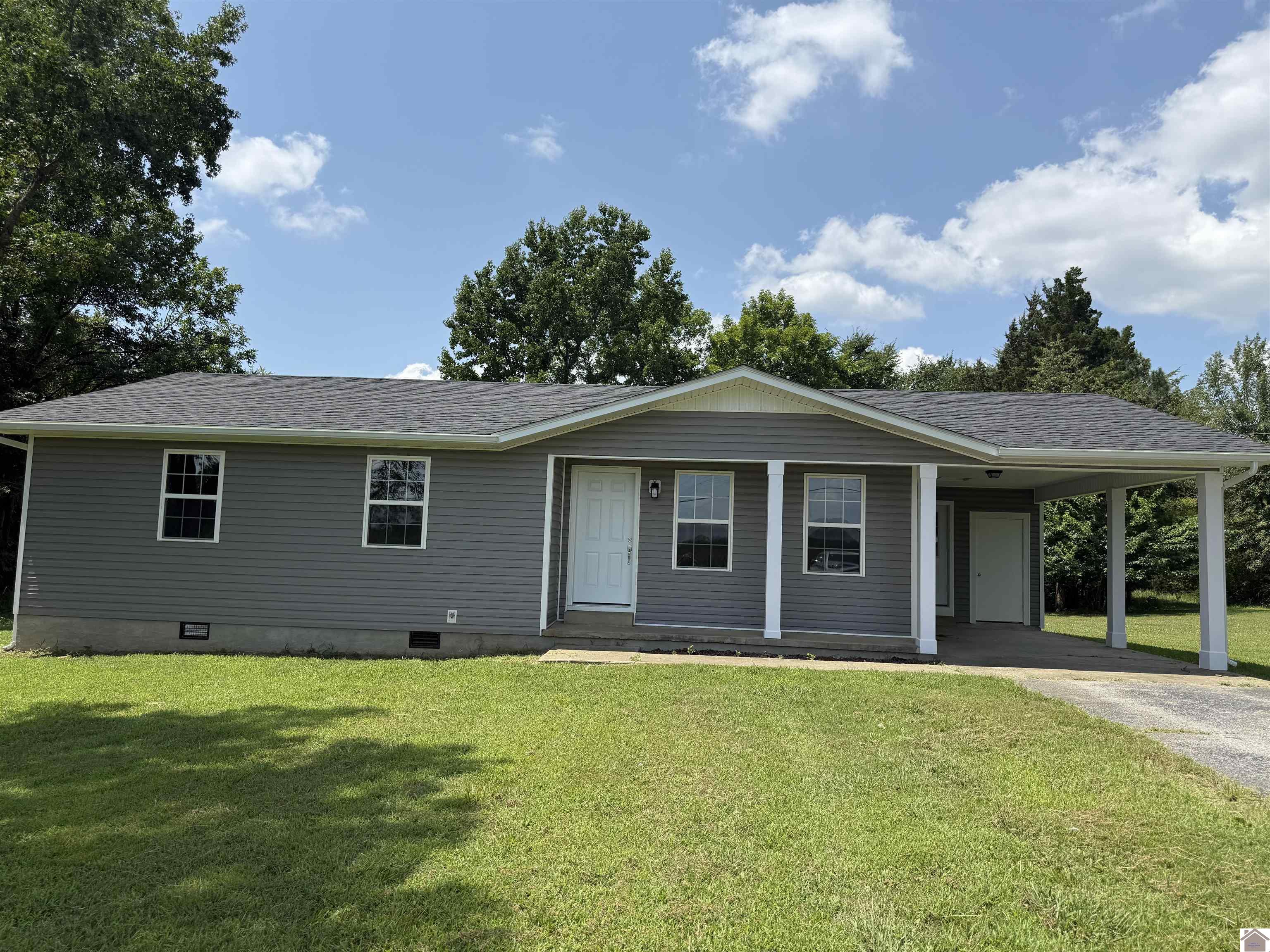 2127 Outland School Road Property Photo 1