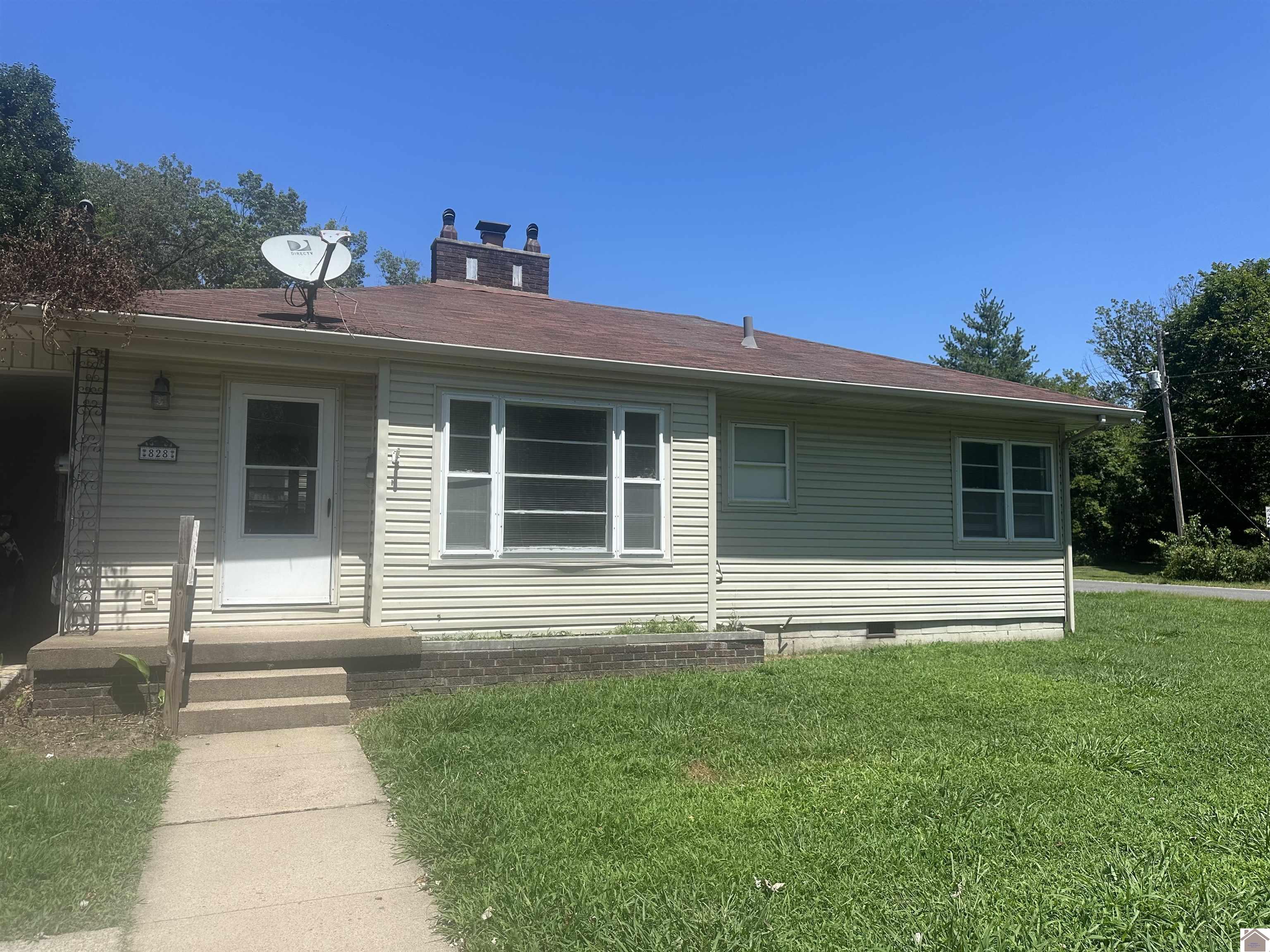 828 S 21 St Property Photo 1