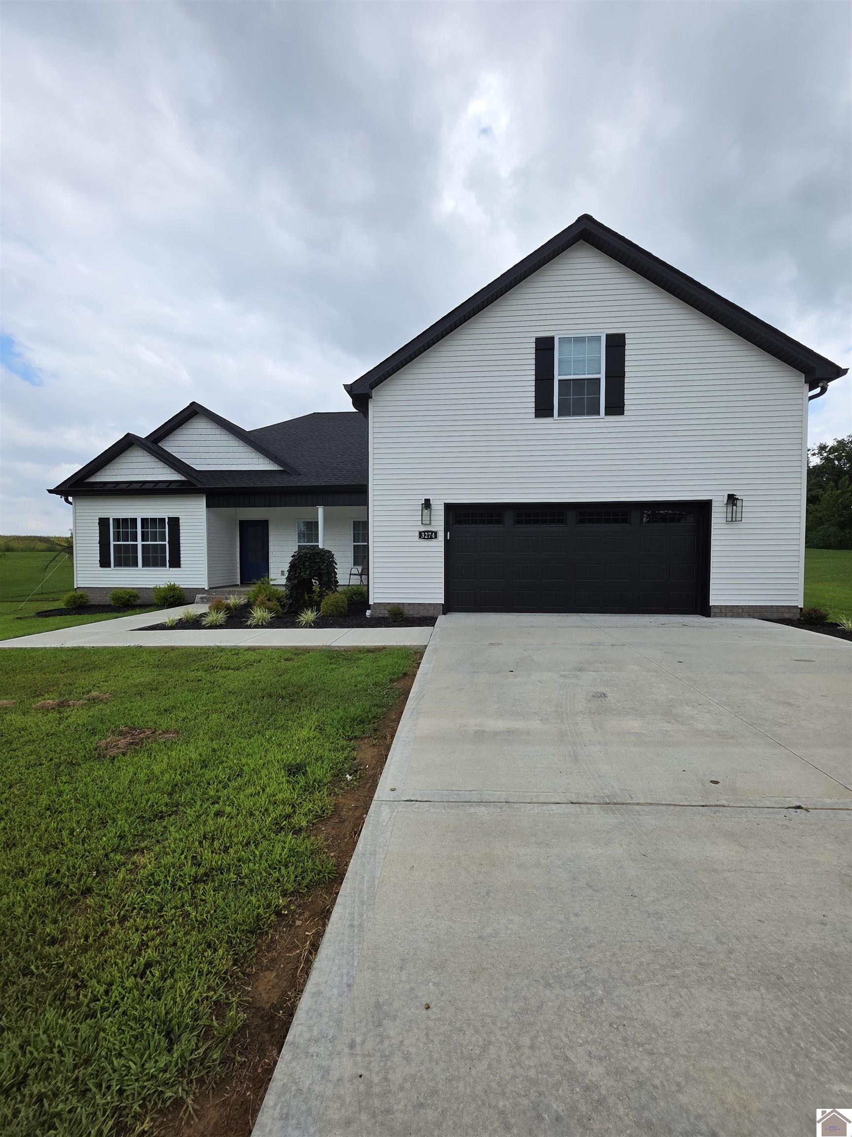 3274 Dawson Springs Rd Property Photo 1