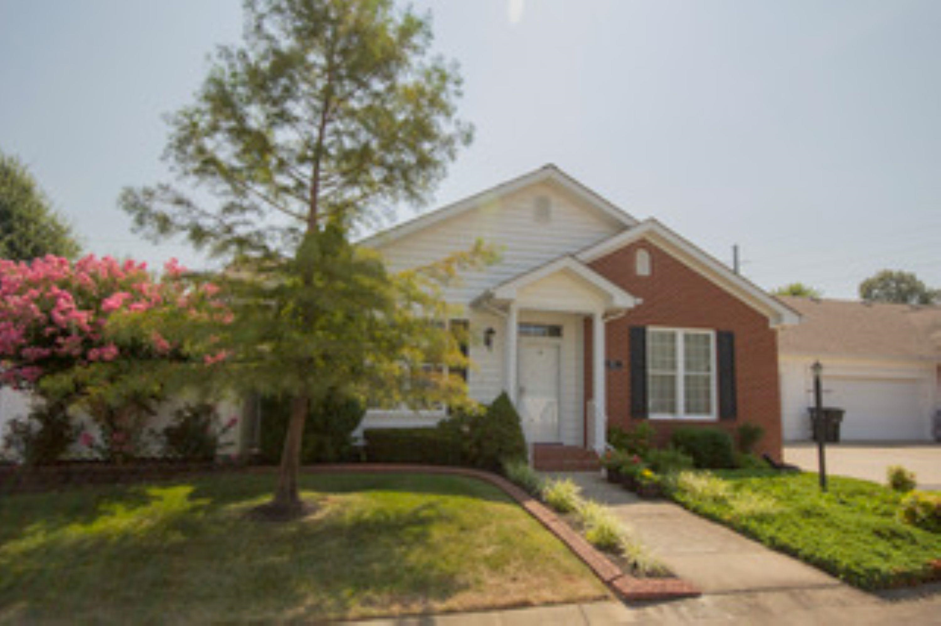 2490 Lakewood Drive Property Photo 1