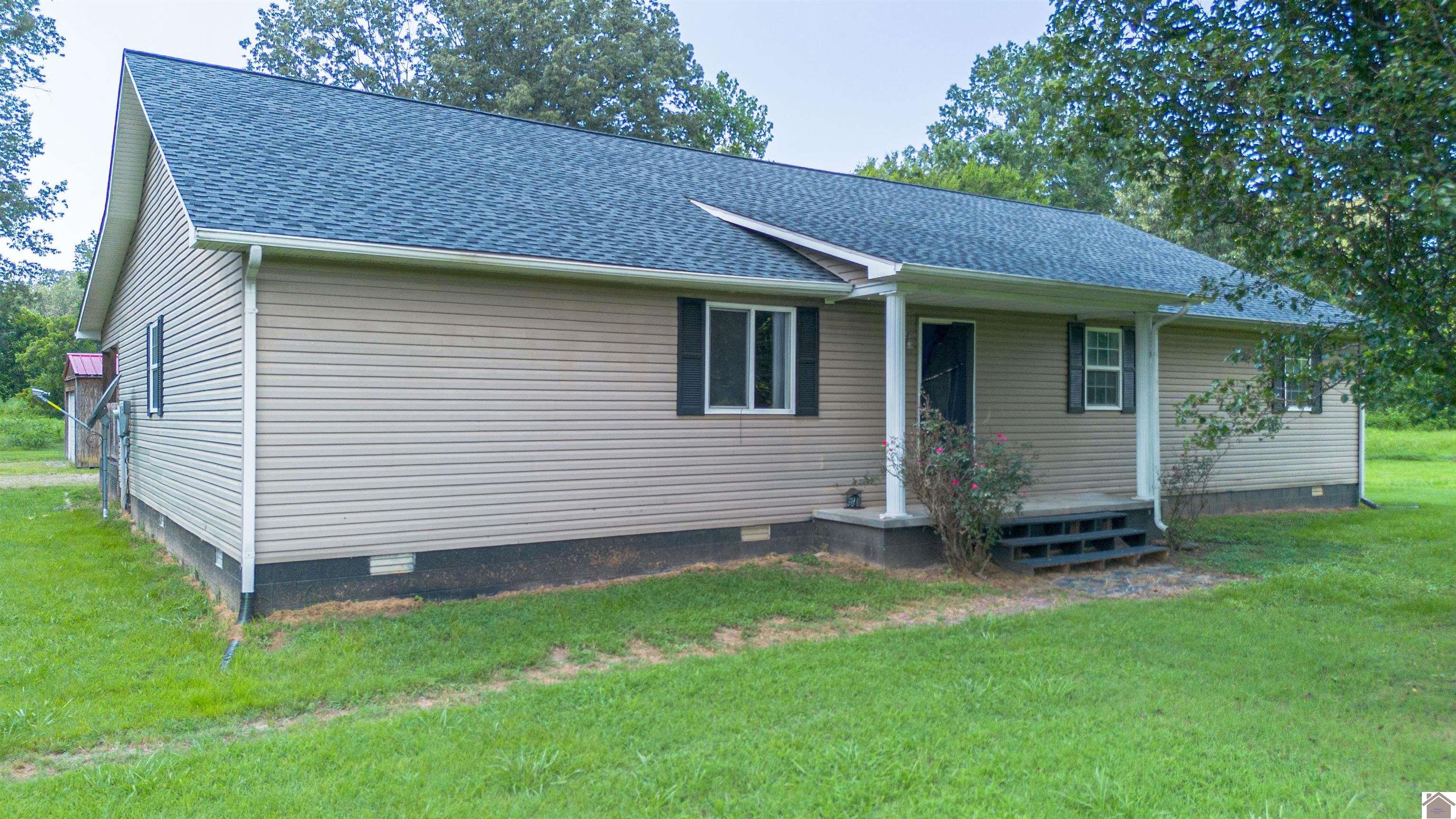 2888 Calvert City Rd Property Photo 1