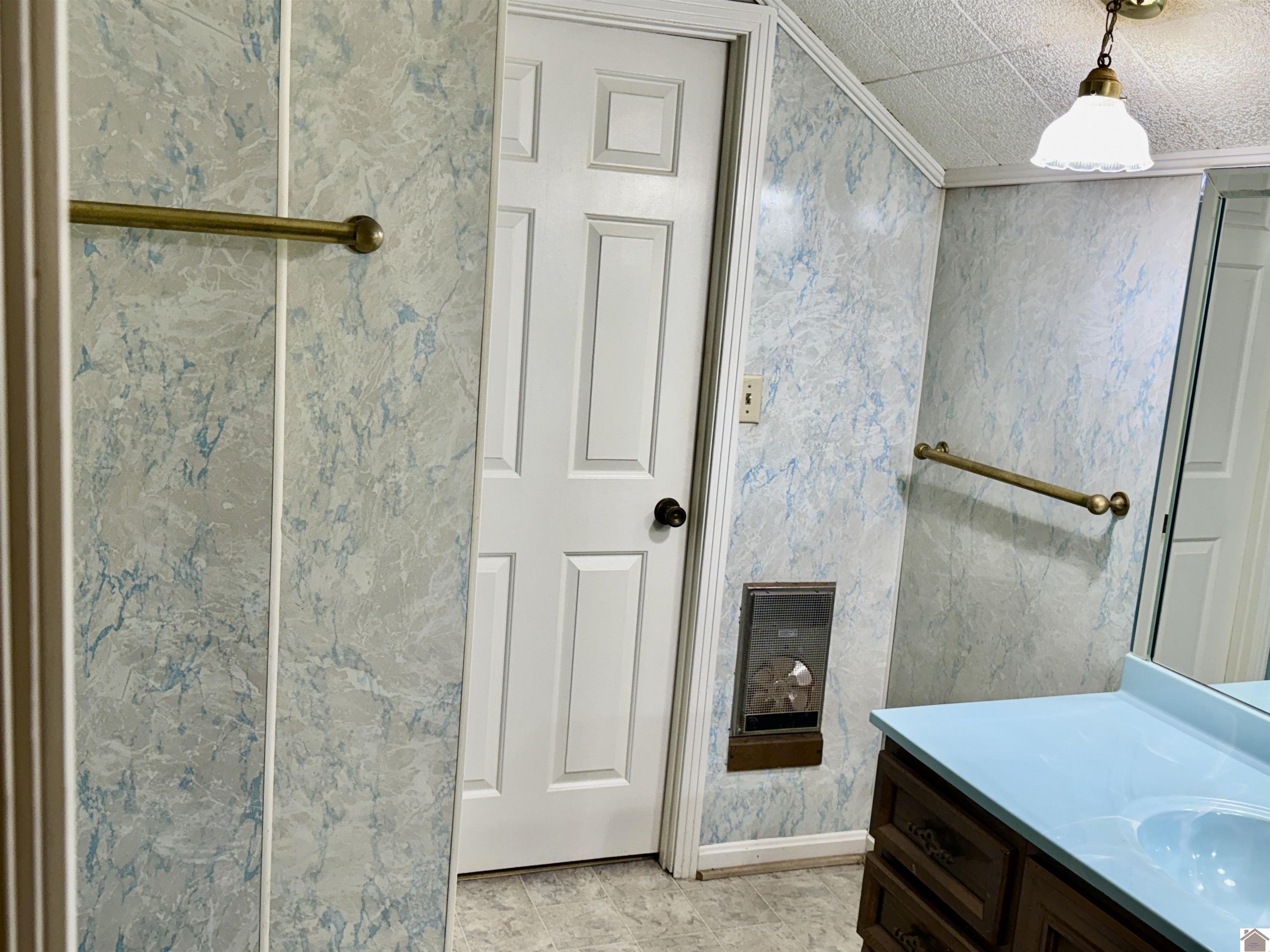 501 Lynnwood Ct Property Photo 32