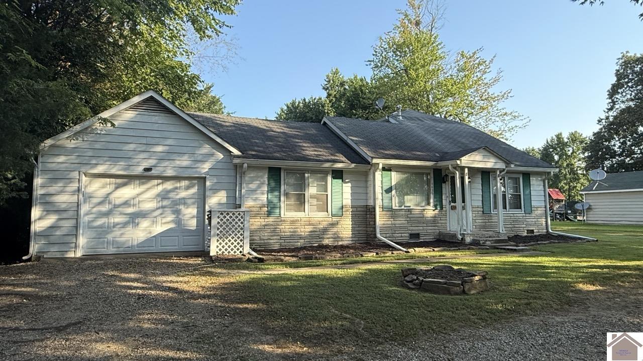 4435 Clinton Rd. Property Photo 1