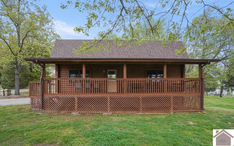 10 Captain Lane Property Photo 1