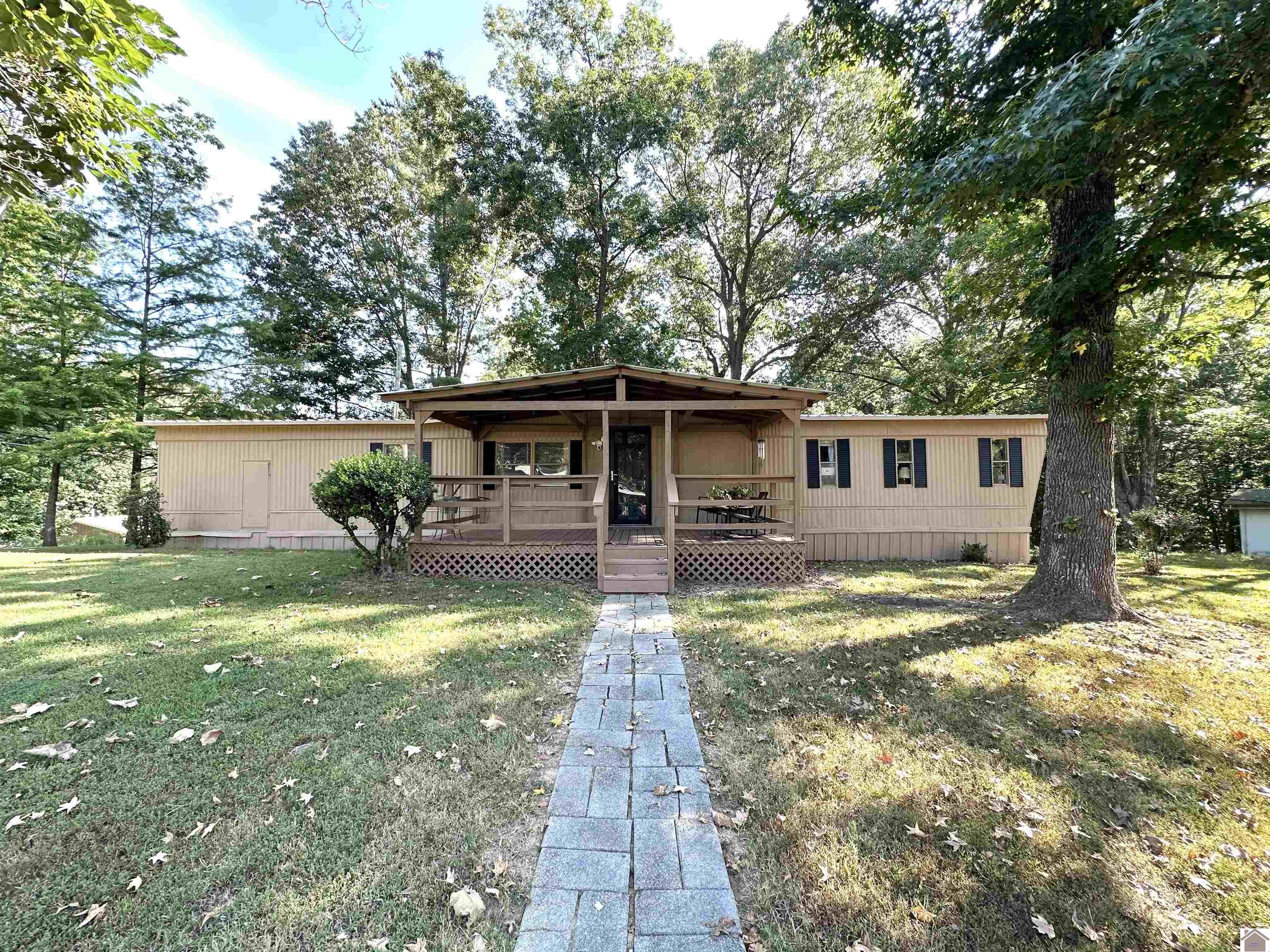 18 Shawnee Court Property Photo 1