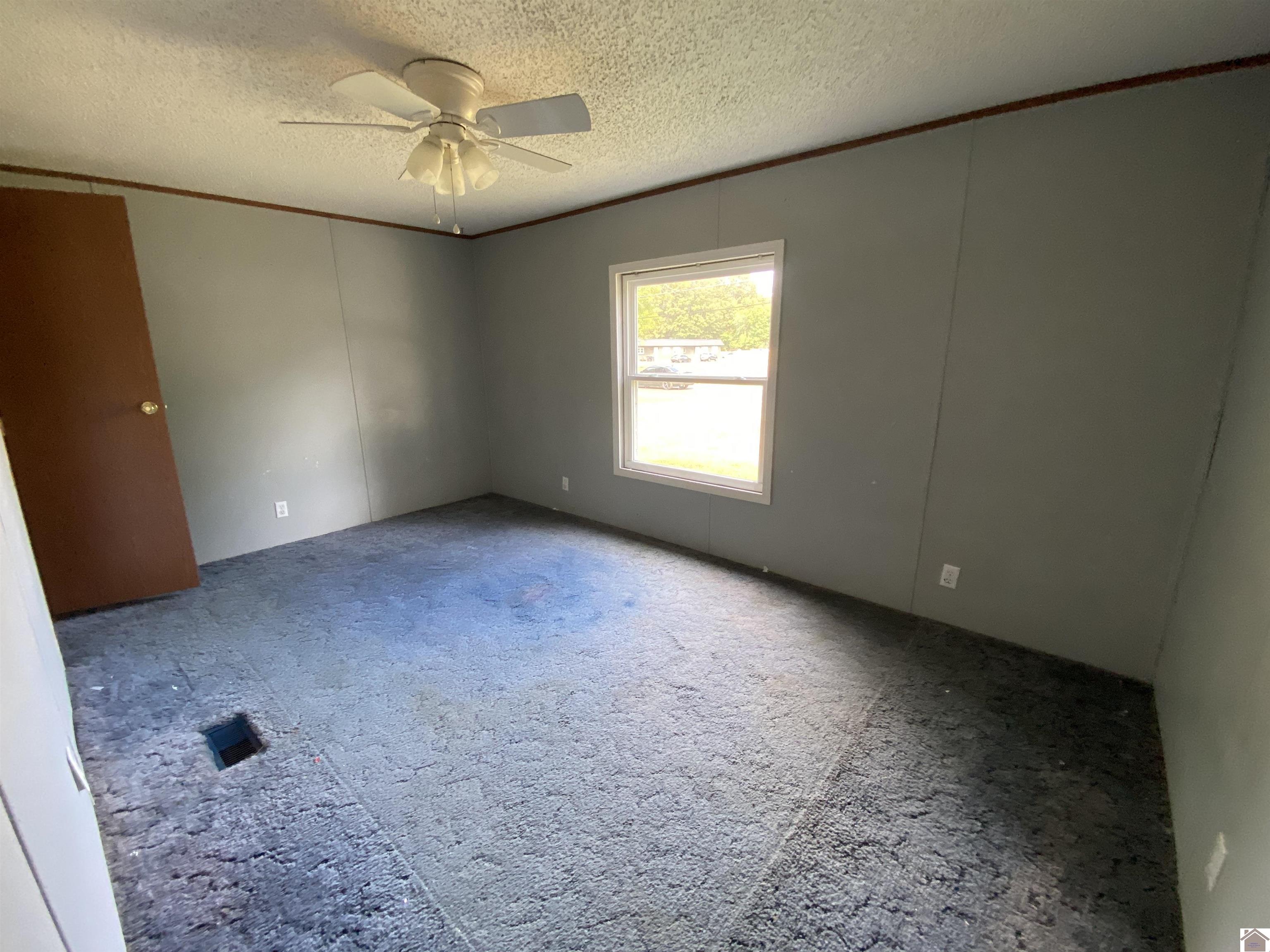 1345 Husband Road Property Photo 14