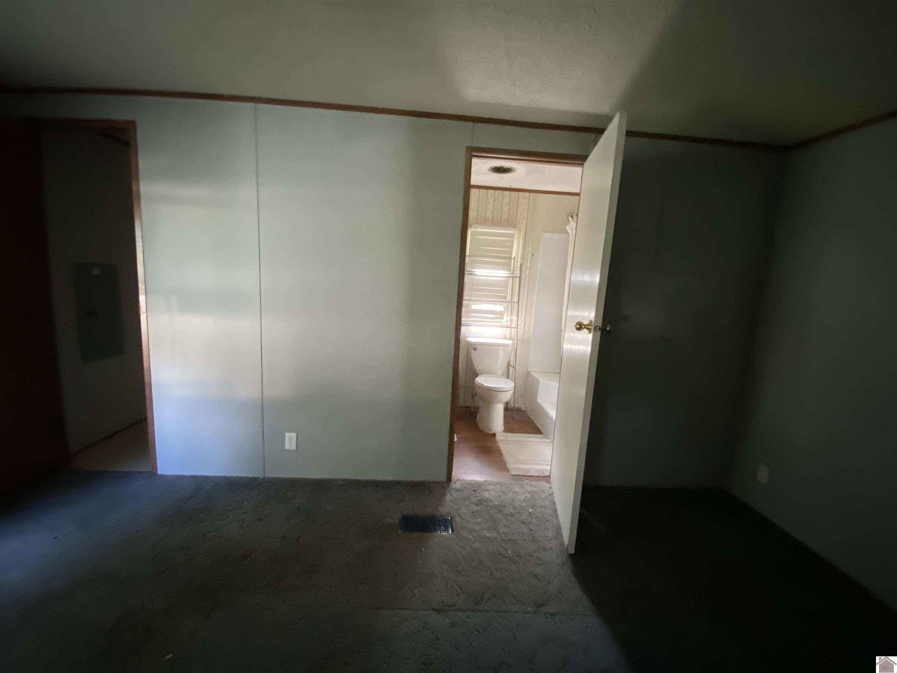 1345 Husband Road Property Photo 23