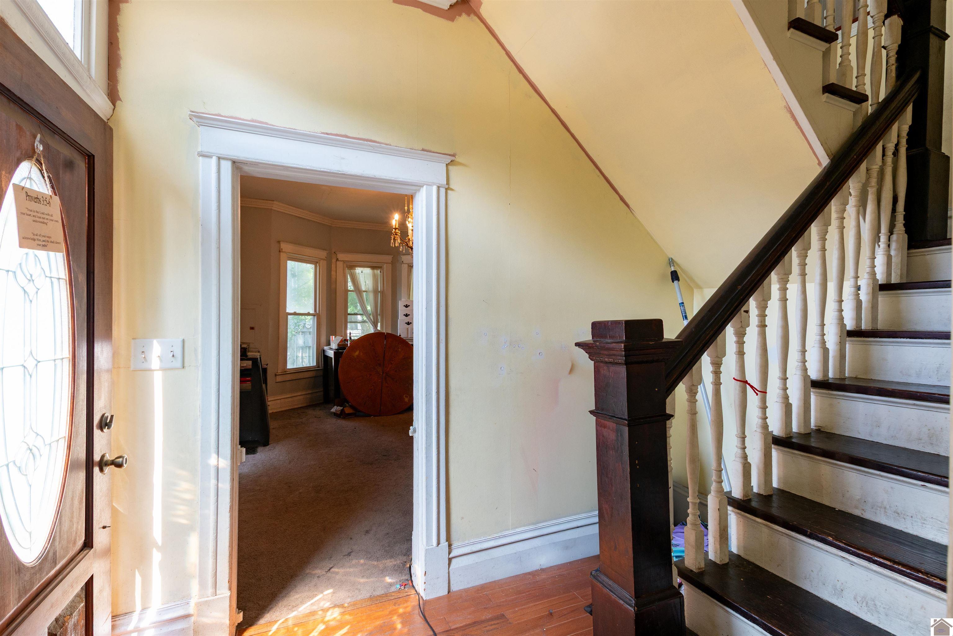 422 S 4th Property Photo 5