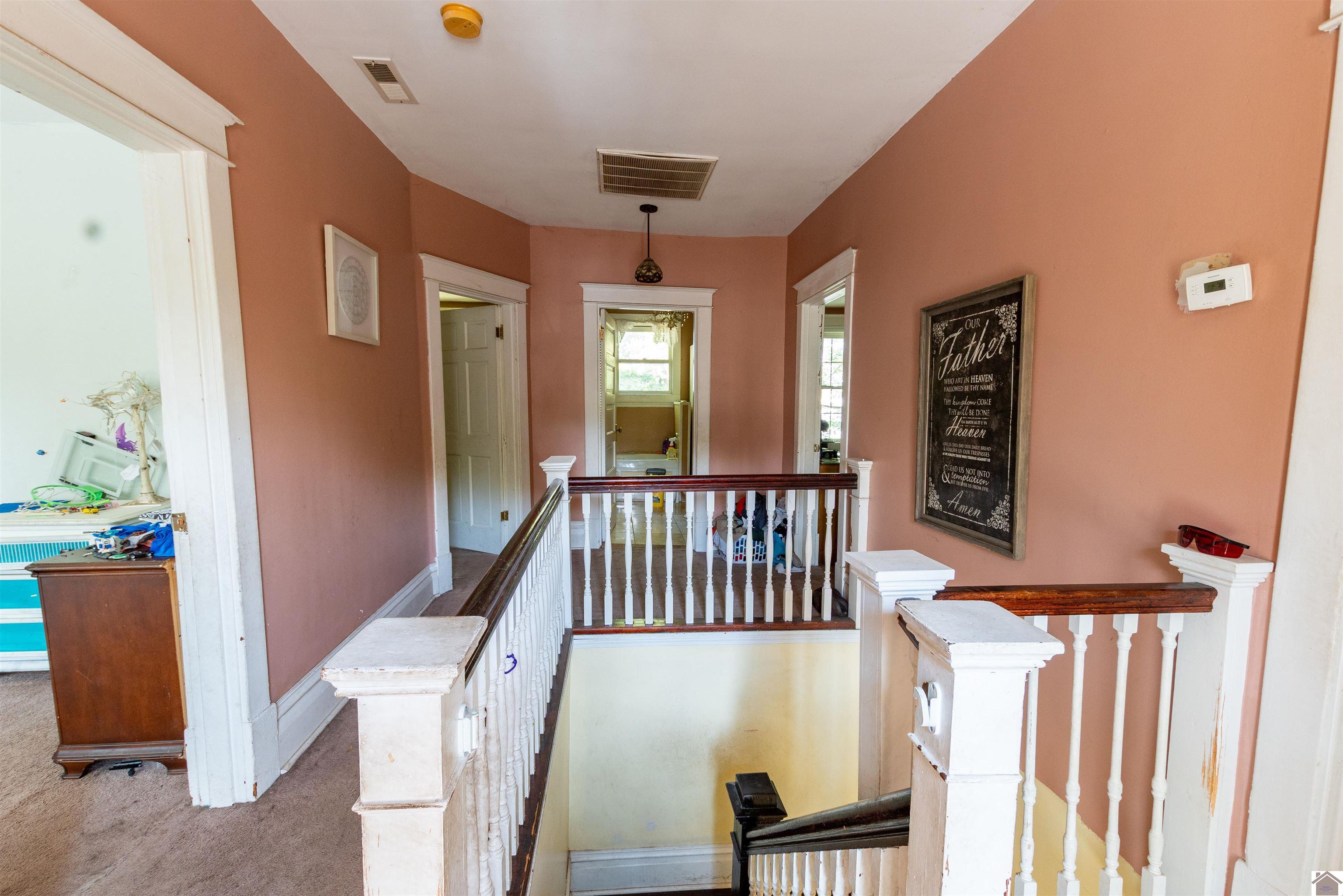 422 S 4th Property Photo 17