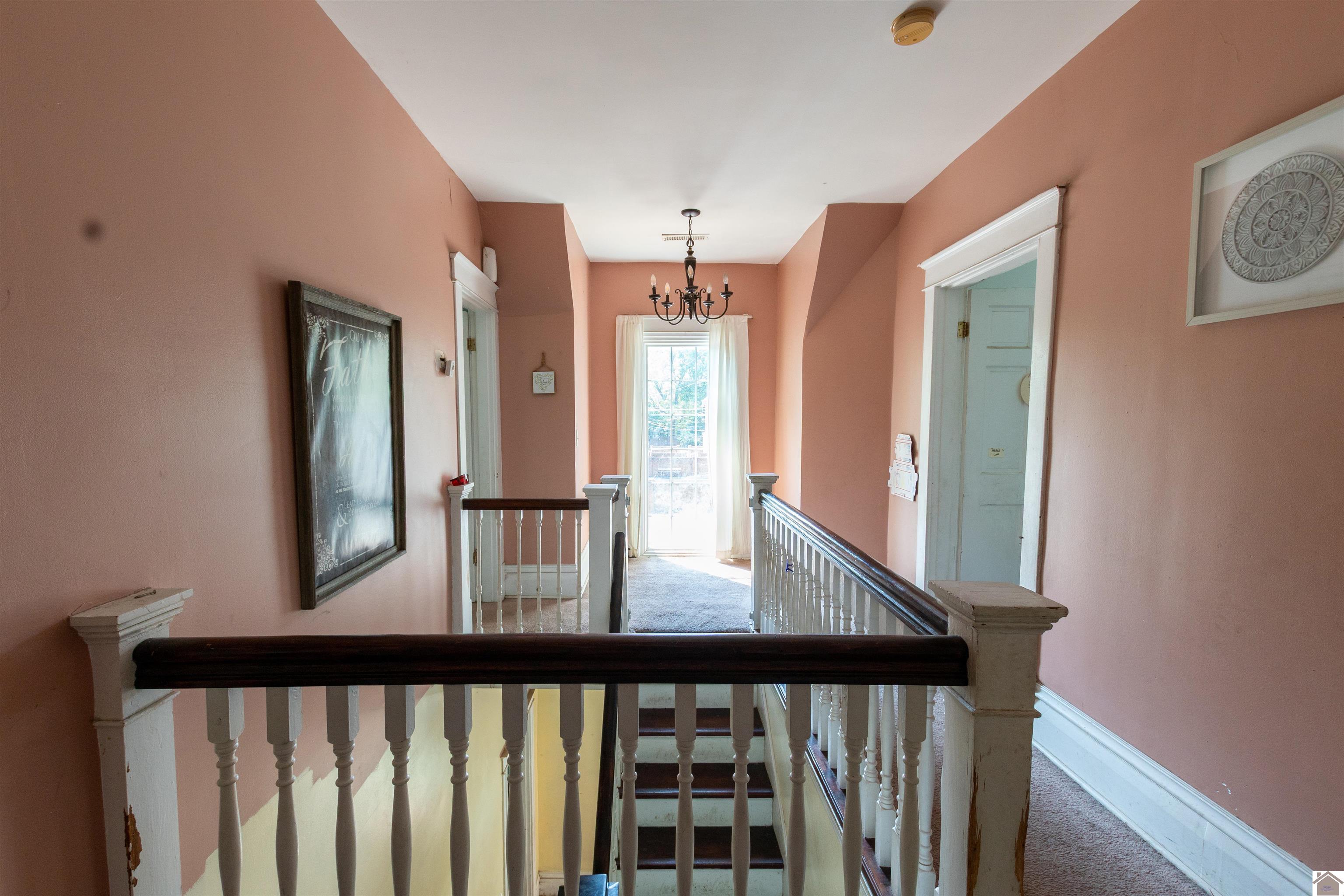 422 S 4th Property Photo 18
