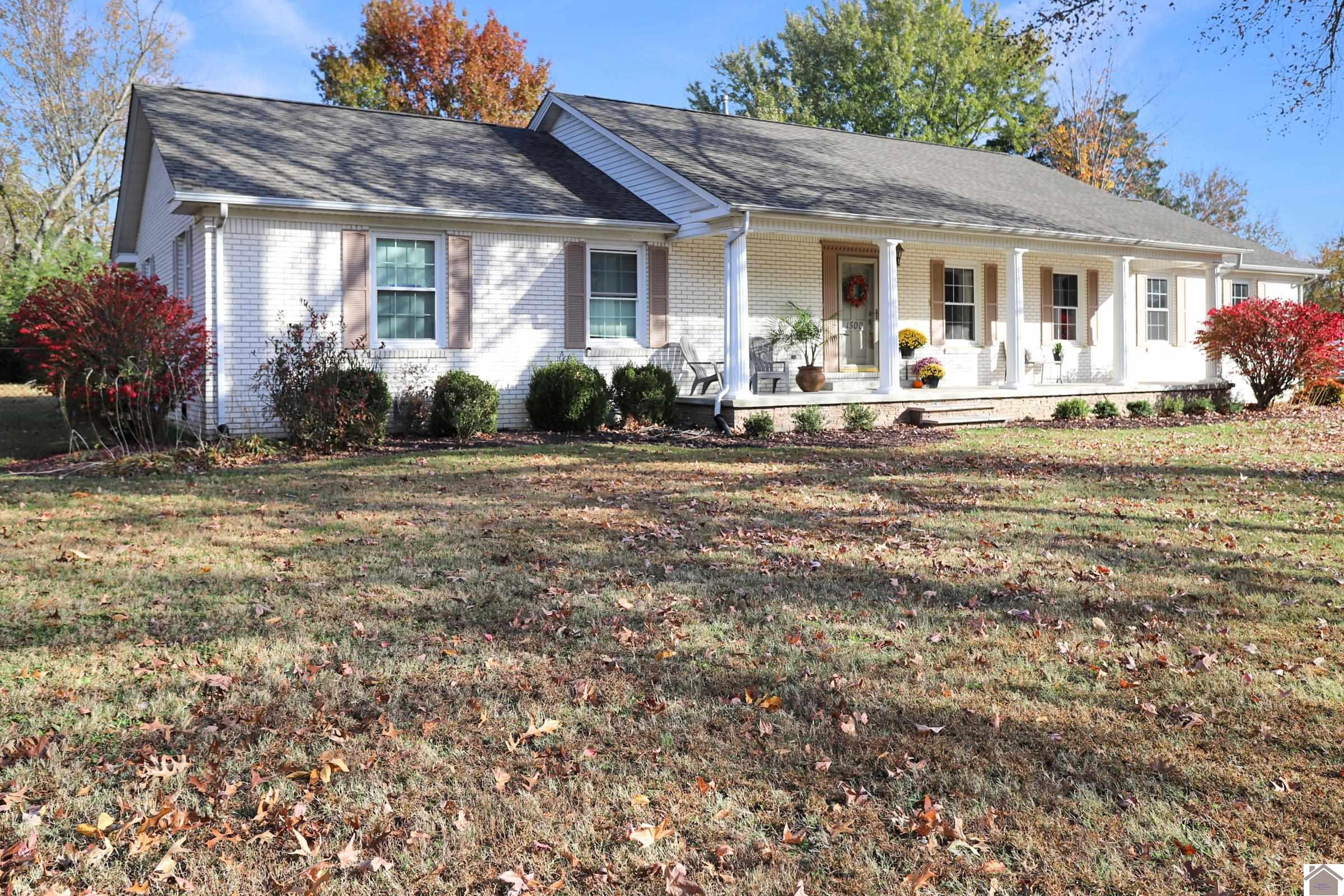 1500 Dudley Dr Property Photo 1