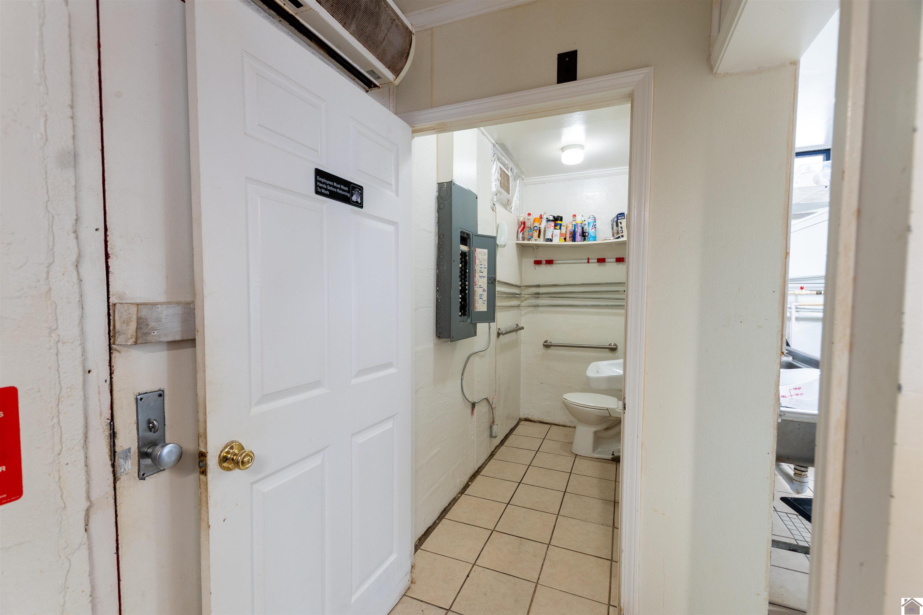 426 E Adair Property Photo 22