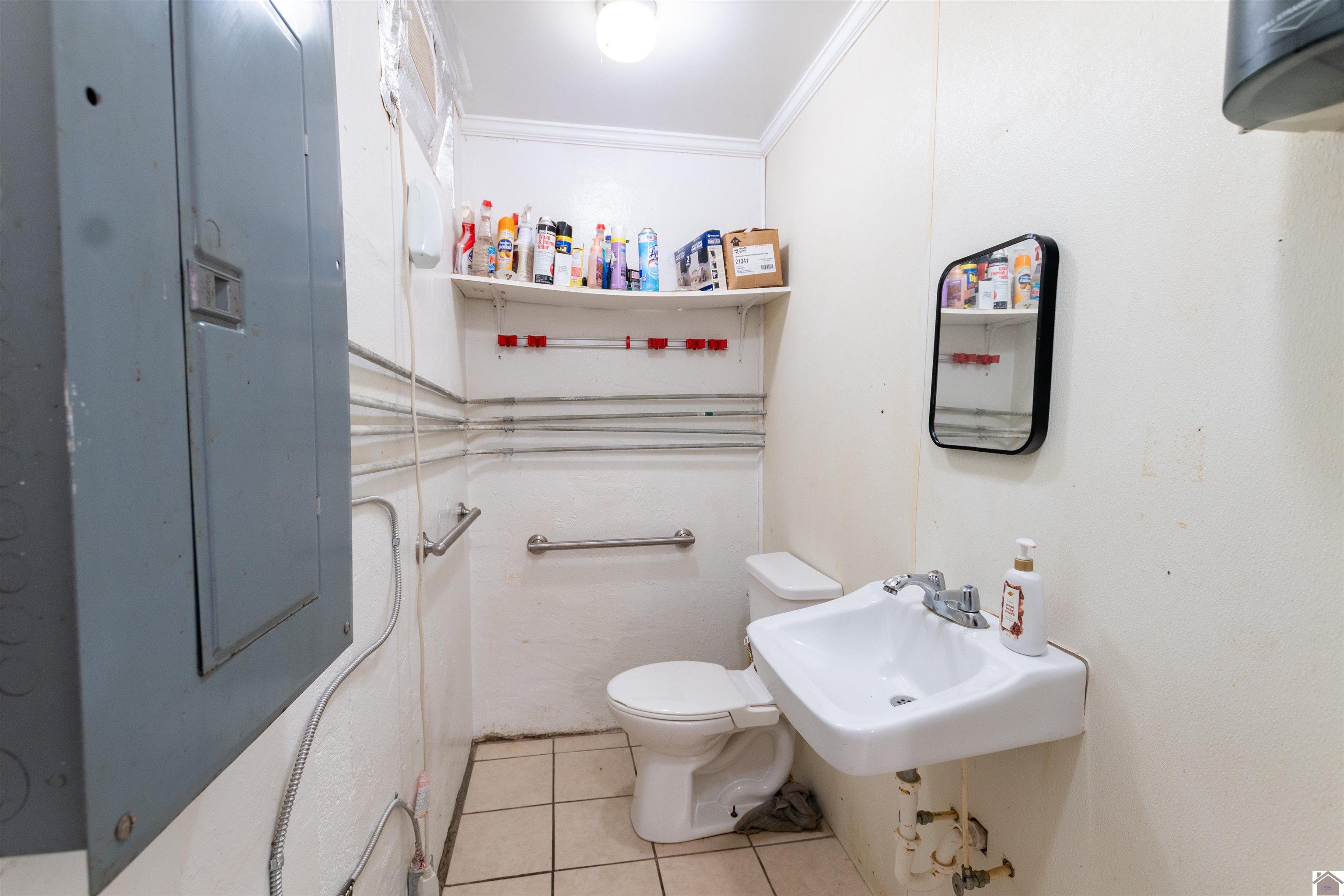 426 E Adair Property Photo 23