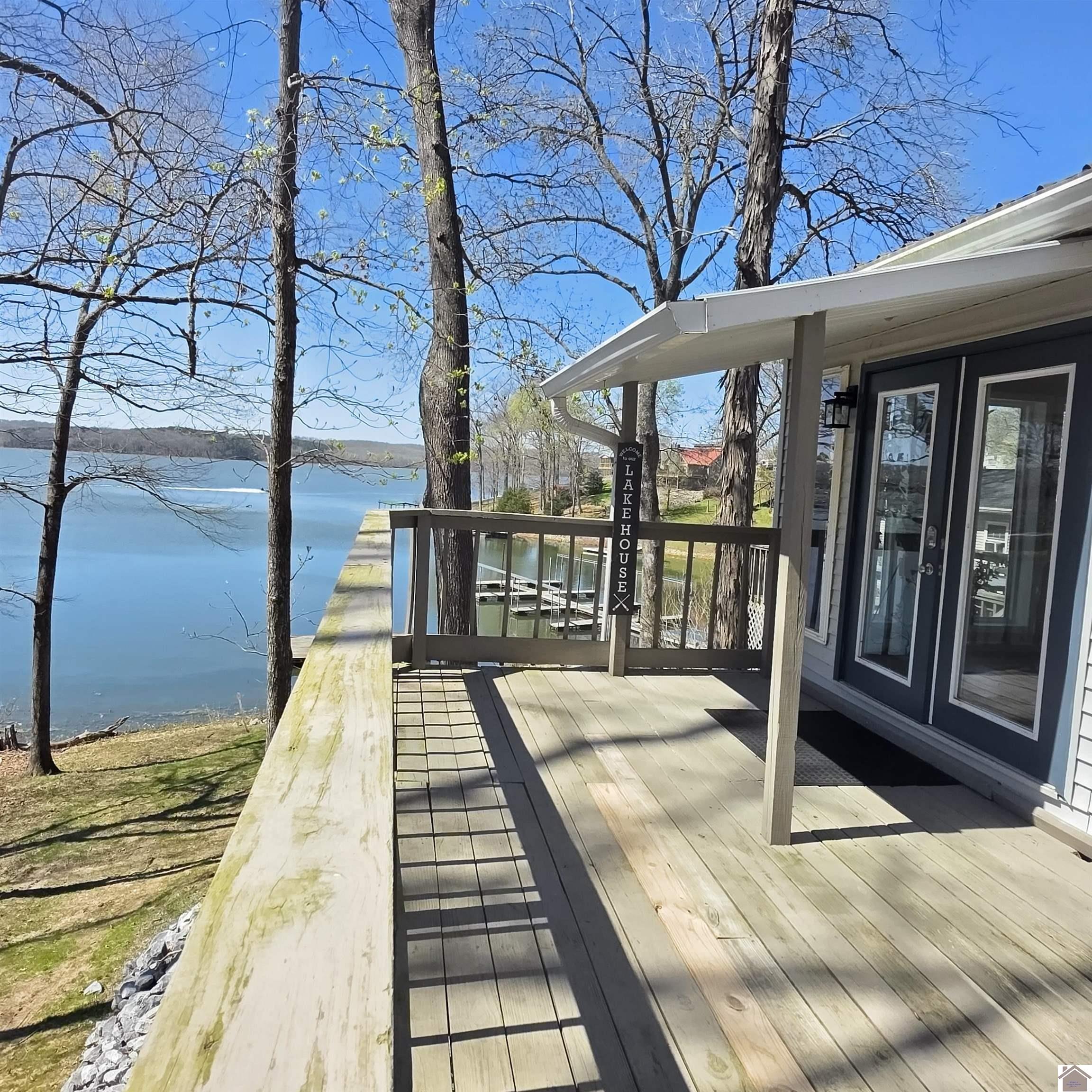 555 Randy Drive Property Photo 1