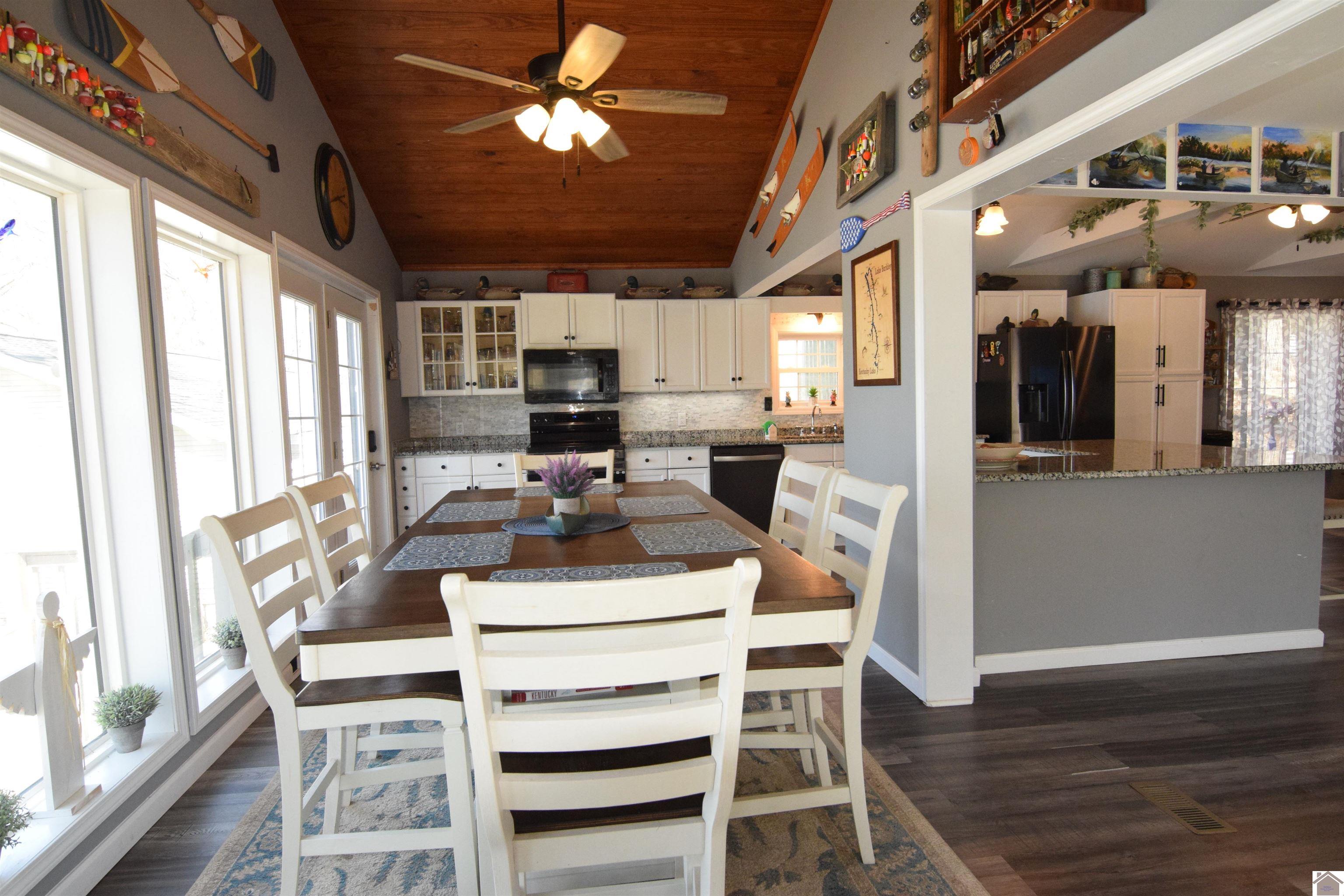 555 Randy Drive Property Photo 42