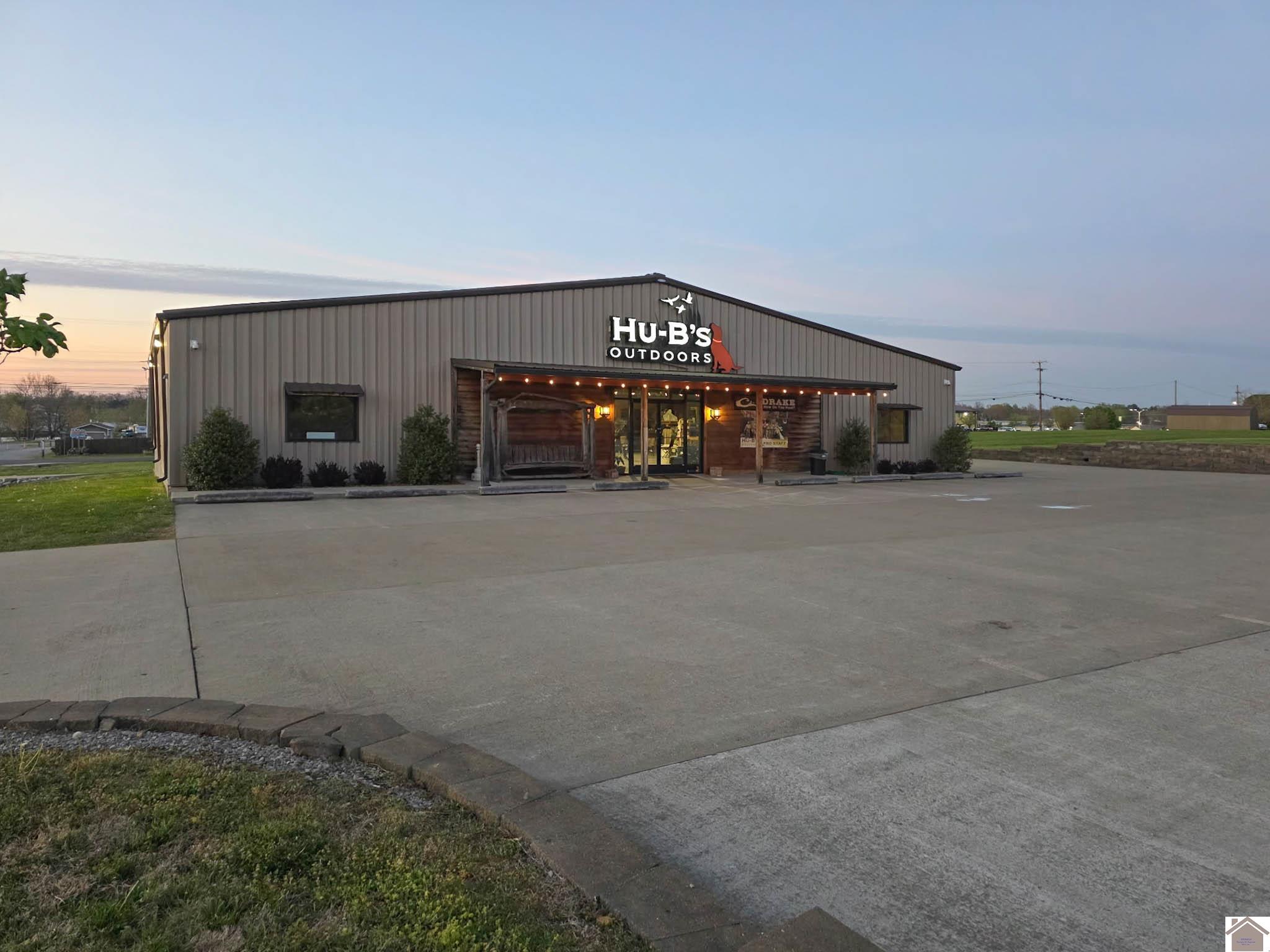 220 Hwy 62 W Property Photo 5