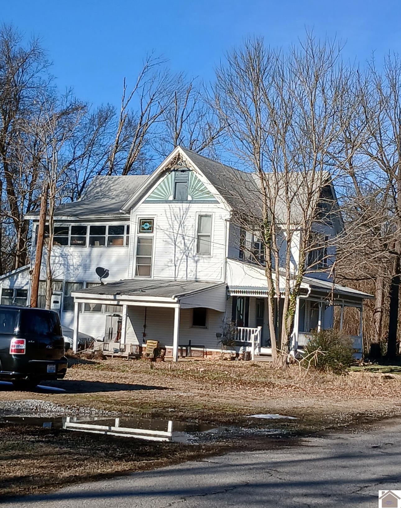 308 Charlotte St Property Photo 2