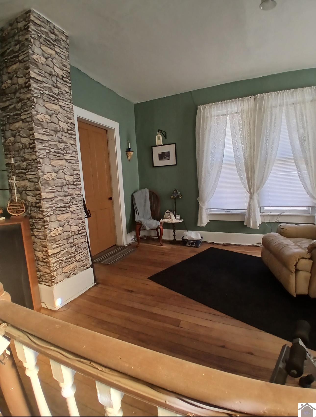 308 Charlotte St Property Photo 22