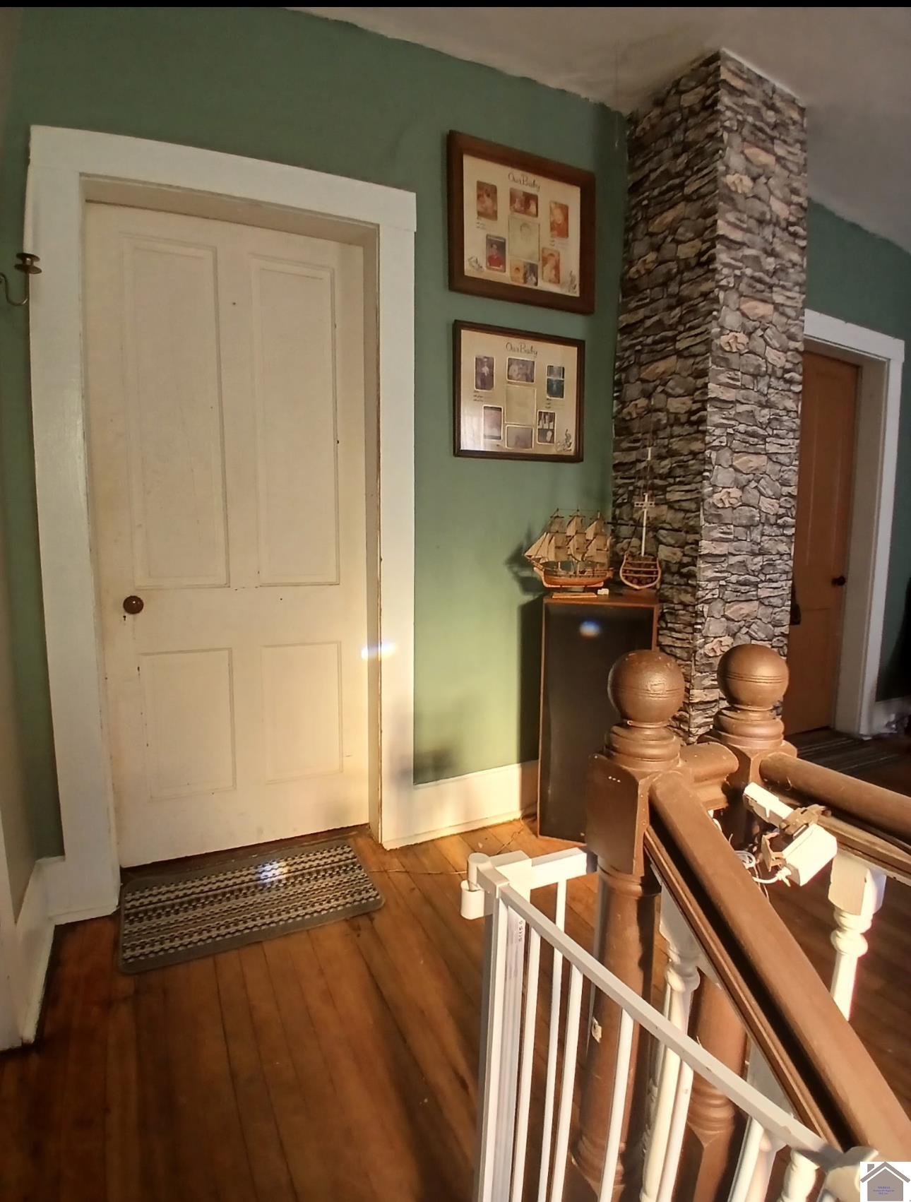 308 Charlotte St Property Photo 24