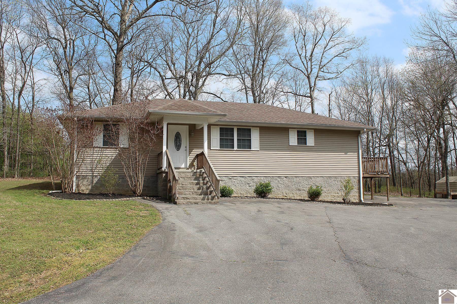 76 Gatewood Drive Property Photo 1
