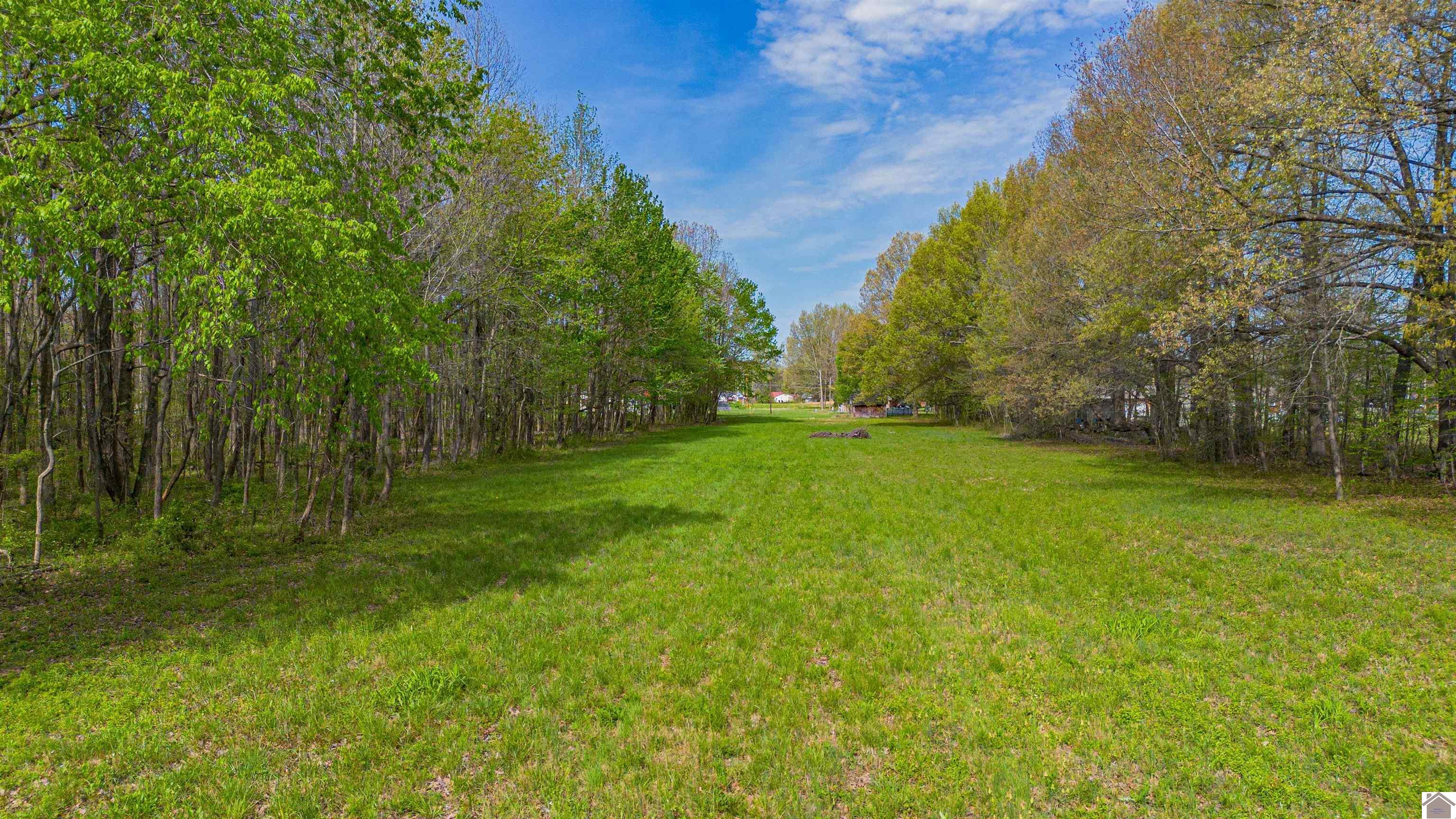 1740 + 1800 Husband Road Property Photo 7