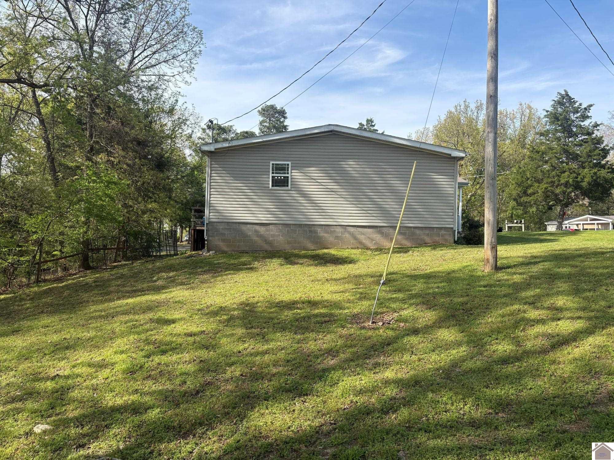 243 Washburn Rd Property Photo 3